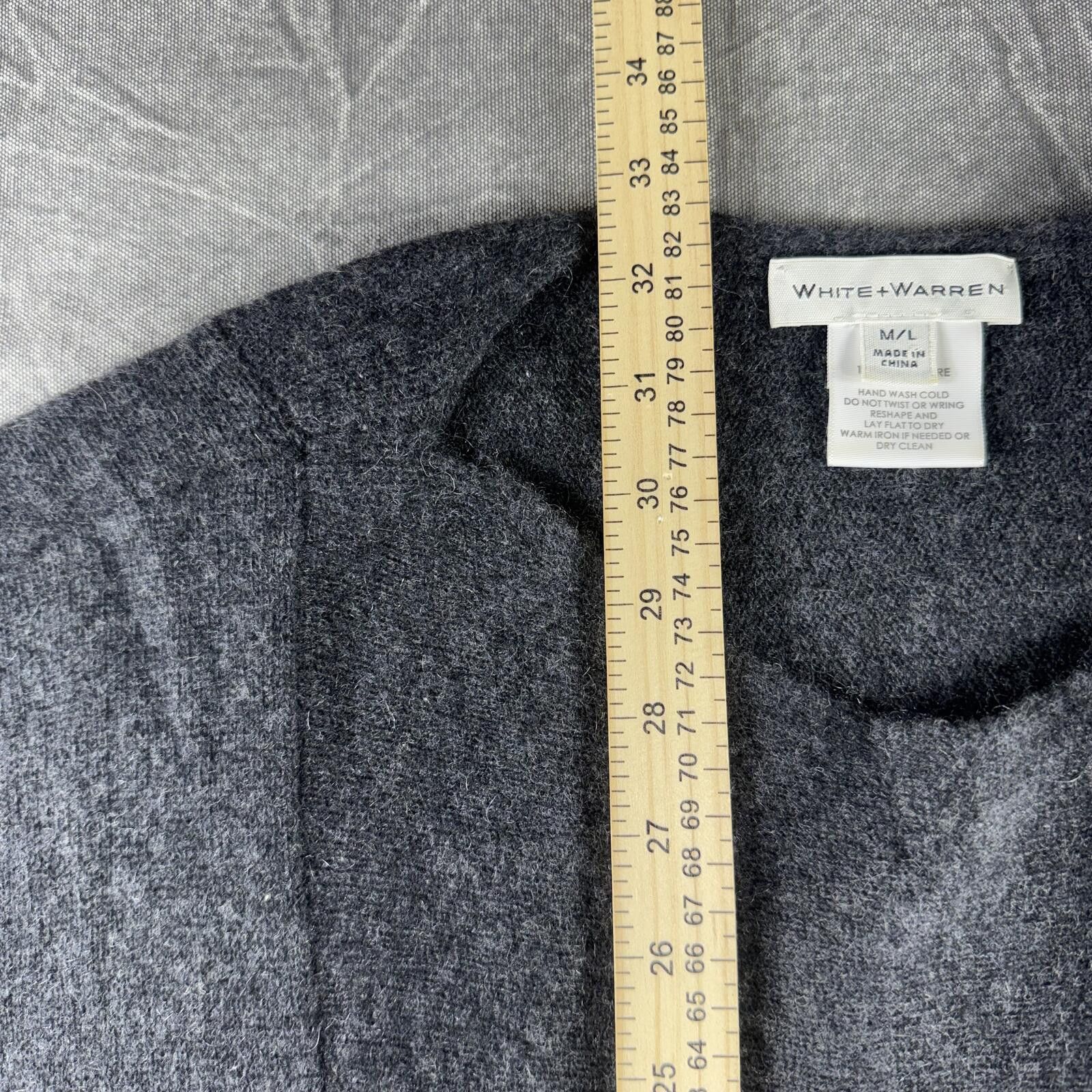White + Warren White Warren Pancho Women's M/L Black 100% Cashmere Size M / US 6-8 / IT 42-44 - 4 Thumbnail