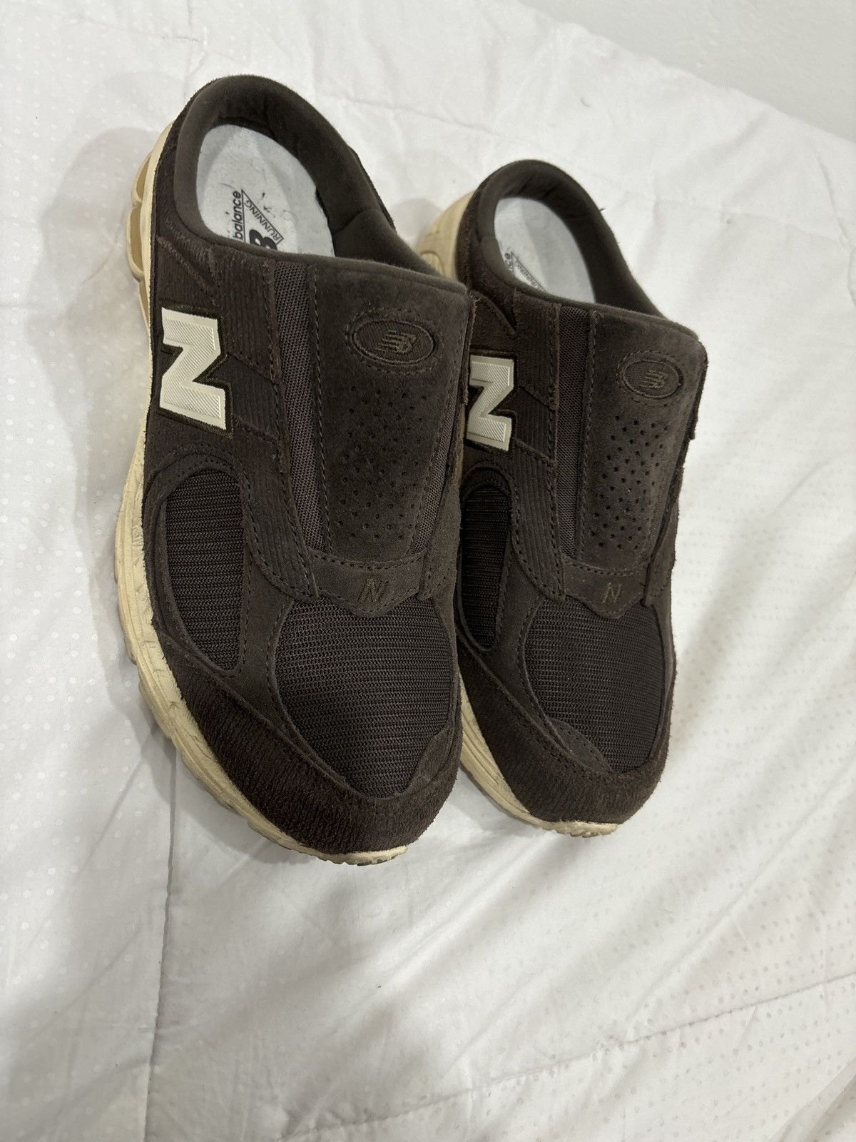New Balance New balance 2002r mule Size US 9 / EU 42 - 1 Thumbnail