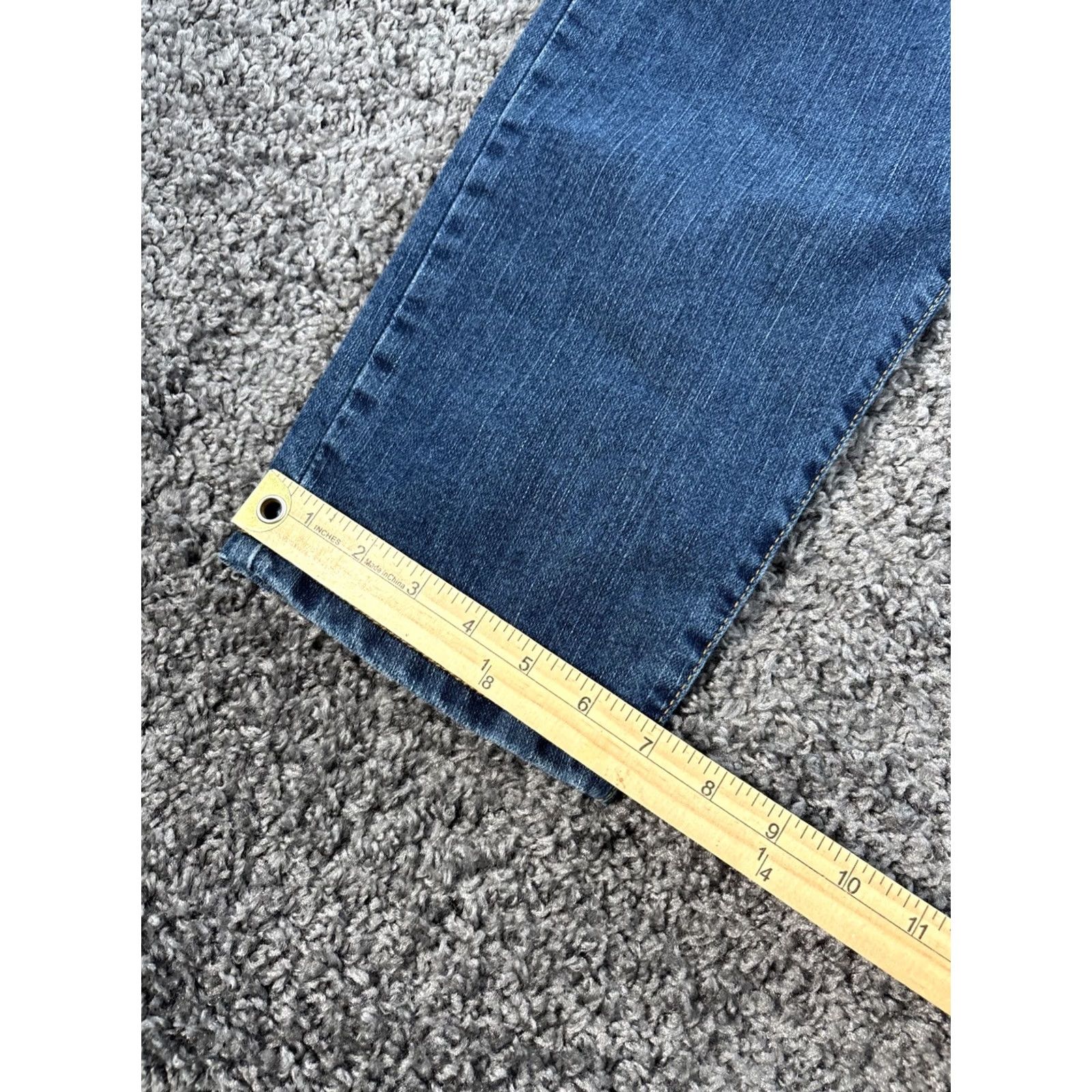 Levi's VINTAGE Levi's 550 Jeans Womens 34x32 Blue High Rise Relaxed Tapered Denim Size 38" / US 16 / IT 52 - 3 Thumbnail