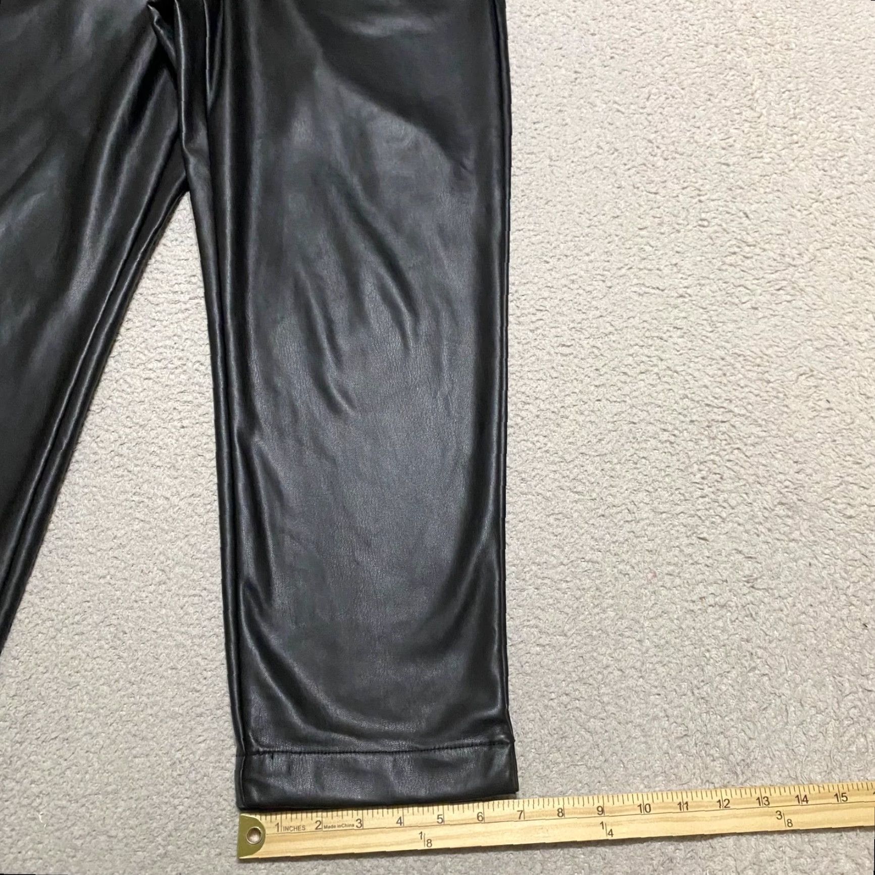 Old Navy Old Navy Womens Medium Pants Black High Rise Straight Faux Leather Ankle Pull On Size 32" / US 10 / IT 46 - 4 Thumbnail