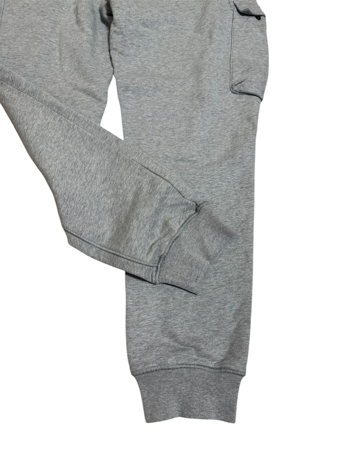 Stone Island 🔥450$ Stone island Jogging Fleece Pocket Cargo Jogger Pants Size US 32 / EU 48 - 13 Thumbnail