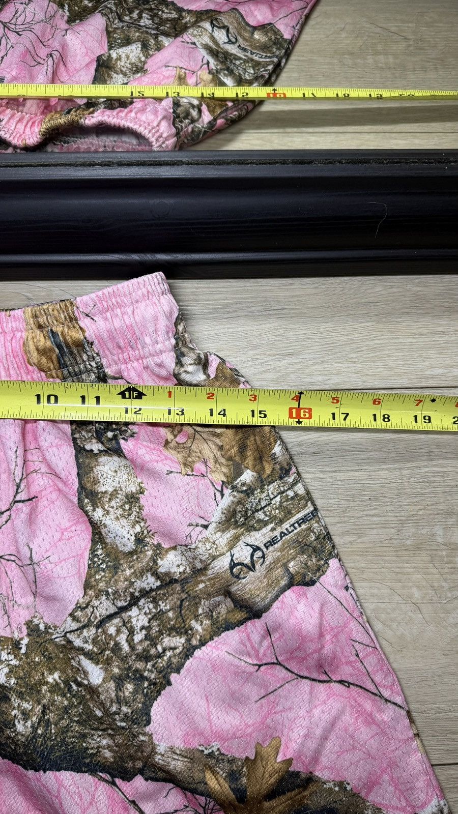 Realtree Y2K Bravest Studios Pink RealTree Basketball Short Size 34" / US 12 / IT 48 - 8 Thumbnail