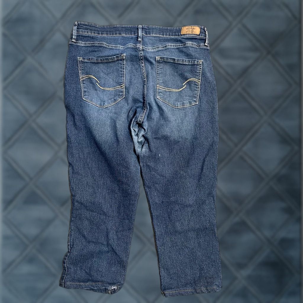 Levi's Levi's Jeans Slim 33x21 Hemmed Capri 5-Pocket Denim Blue Women’s Size 33 Regular Stretch Vintage: No Size 24" / US 00 / IT 34 - 1 Thumbnail
