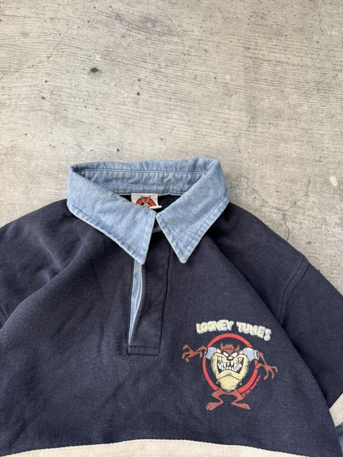 Disney Vintage 1997 Looney Tunes Taz long sleeve Sweatshirt Japan Size US S / EU 44-46 / 1 - 4 Thumbnail