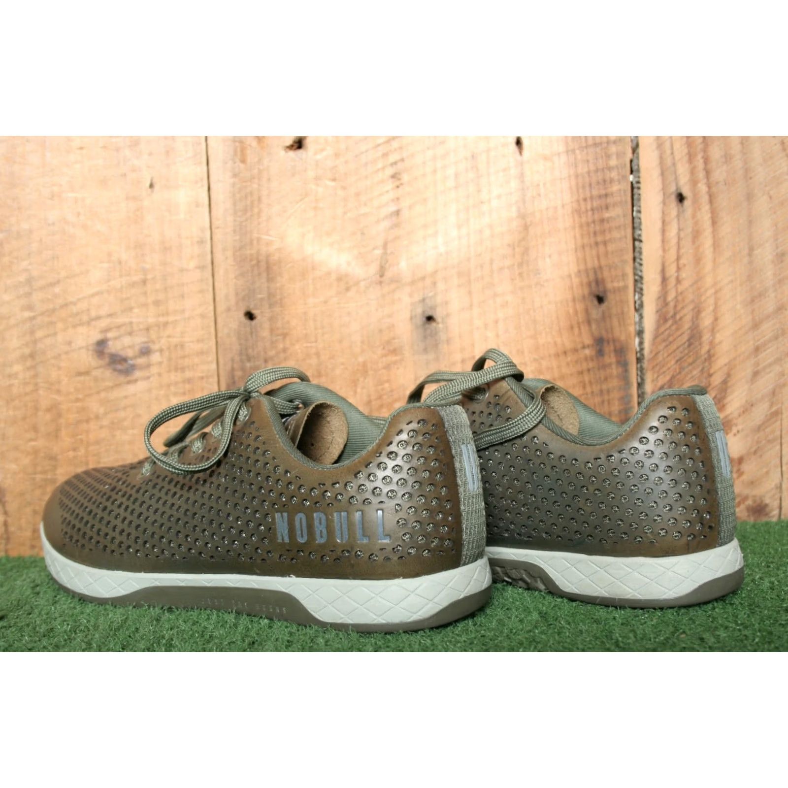Vintage NOBULL Athletic Sneaker | Leather Upper | Perforated Olive Green | Unisex Adults | Men's 7.5 / Women's 9 | Green | Sneaker Size US 7 / IT 37 - 3 Thumbnail