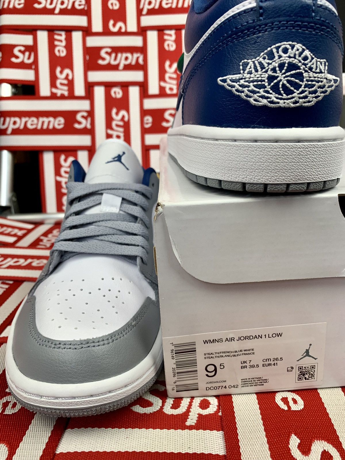 Jordan Brand × Nike Jordan 1 Low Stealth French Blue (Women’s size 9,5w) 8 men Size US 8 / EU 41 - 7 Thumbnail