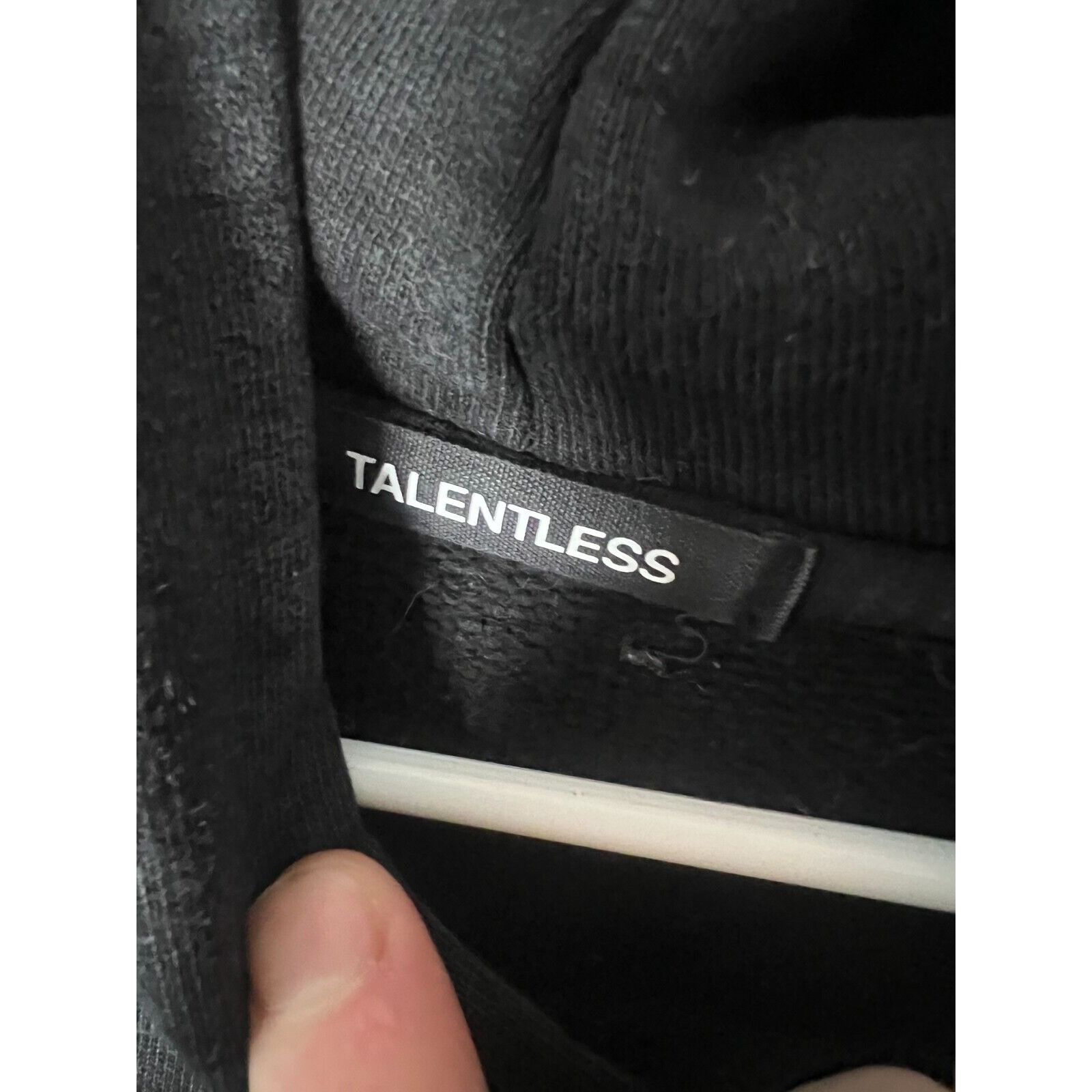 Talentless Talentless Spellout Hoodie Unisex Size Large Black Pullover Size US L / EU 52-54 / 3 - 4 Thumbnail