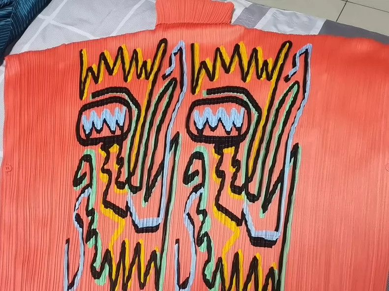 Issey Miyake Issey Miyake size:one size Orange patchwork cape Size S / US 4 / IT 40 - 4 Thumbnail