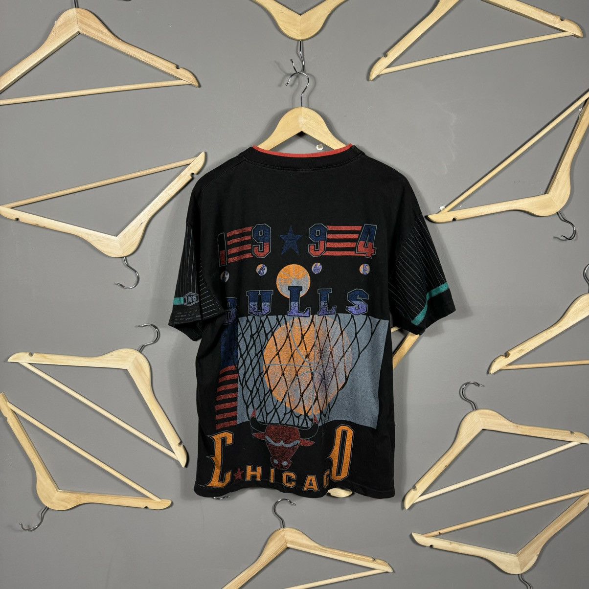 NBA Vintage 1994 Chicago Bulls AOP T-shirt Size US XL / EU 56 / 4 - 2 Thumbnail
