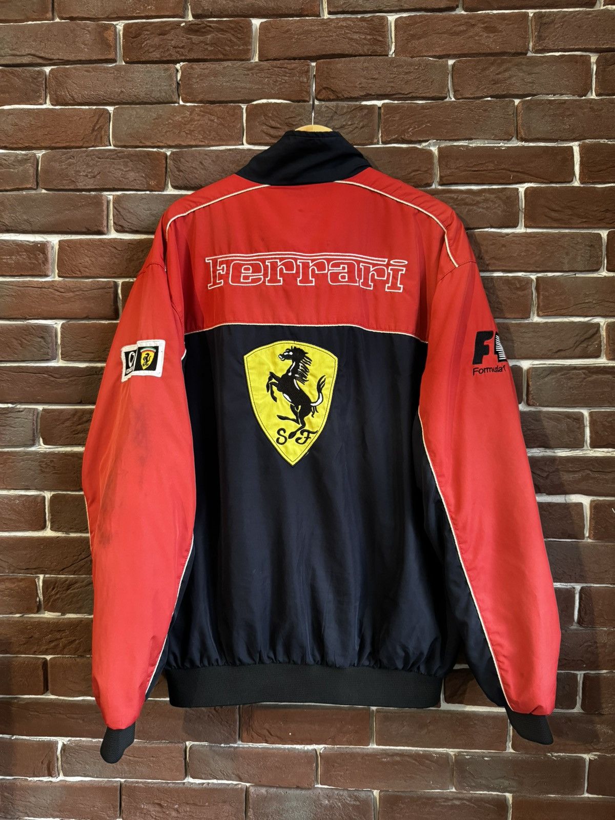 Ferrari Vintage Y2k Ferrari Racing Formula One Rare Hype Jacket Size US L / EU 52-54 / 3 - 1 Thumbnail