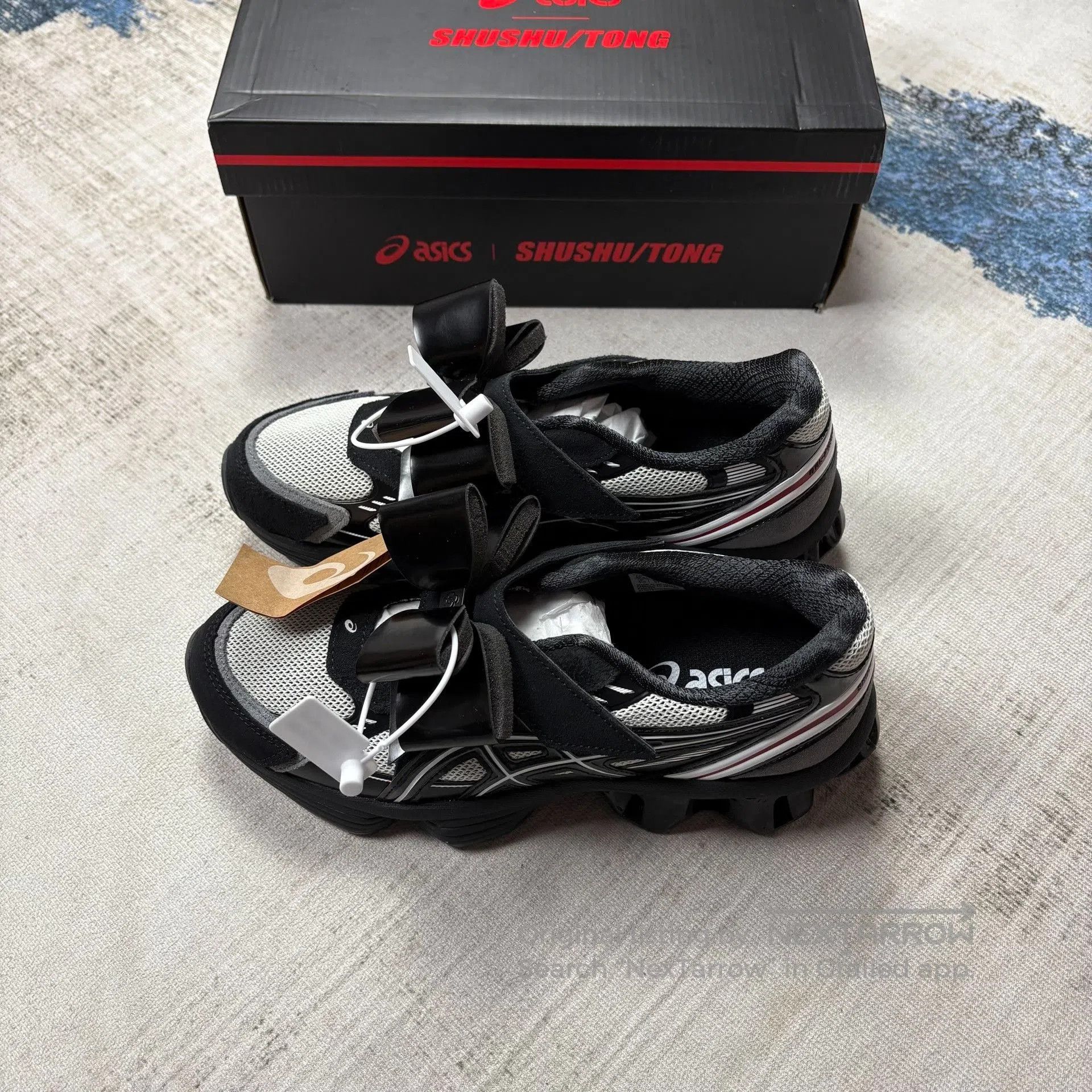Shushu/Tong SHUSHUTONG × ASICS Bow Mary Jane Shoes. Size US 8.5 / IT 38.5 - 1 Thumbnail