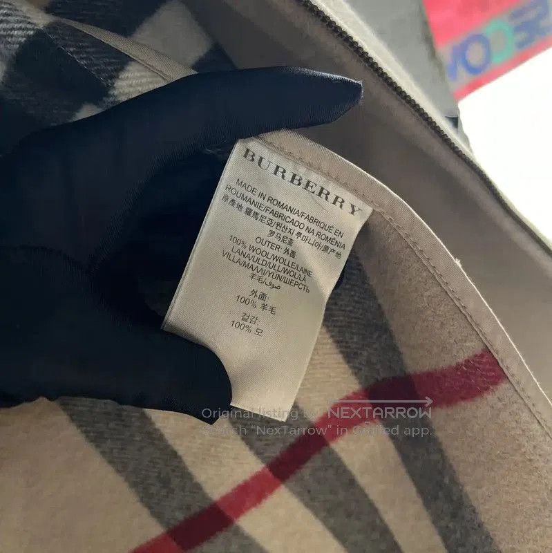 Burberry Burberry Women's Camel Wool Coat with Hood. Size S / US 4 / IT 40 - 6 Thumbnail