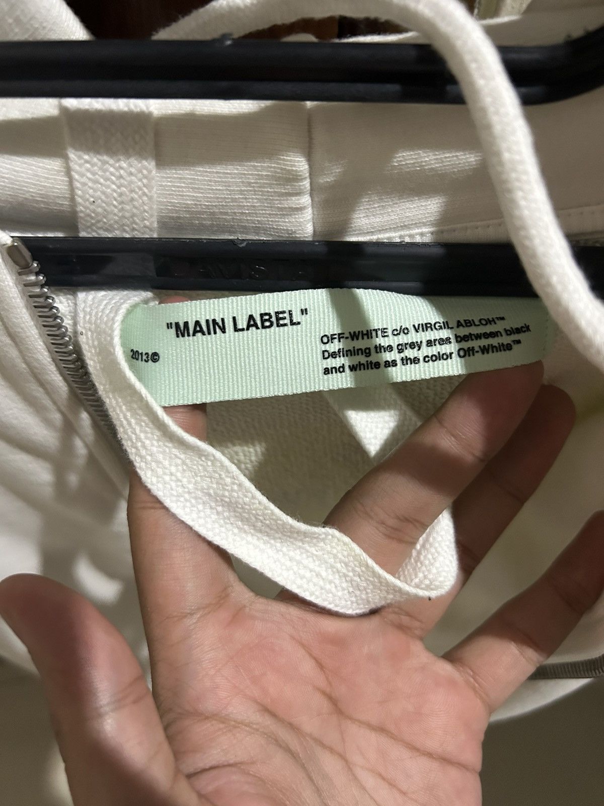 Off-White Off white ss18 fire caution tape Size US M / EU 48-50 / 2 - 5 Thumbnail