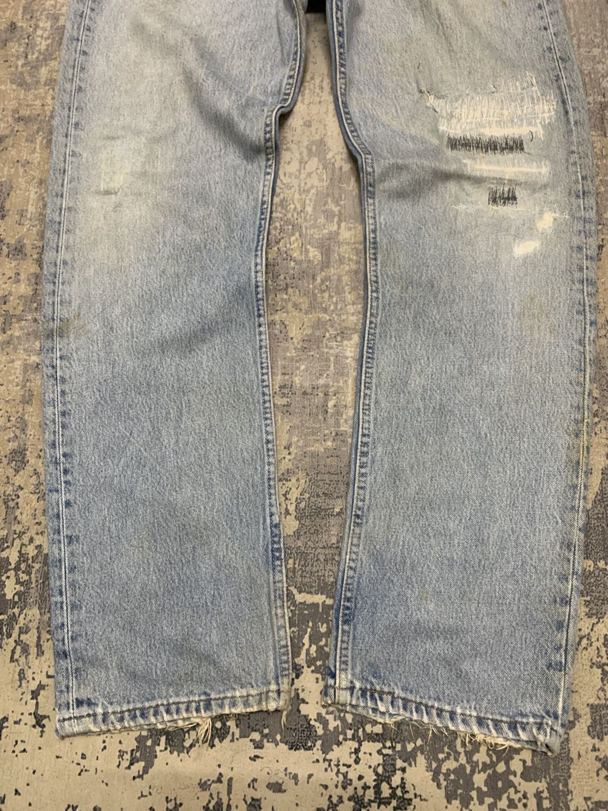 Levi's VTG Levi's 501 Light Wash Repaired Distressed Jeans Size US 35 - 5 Thumbnail