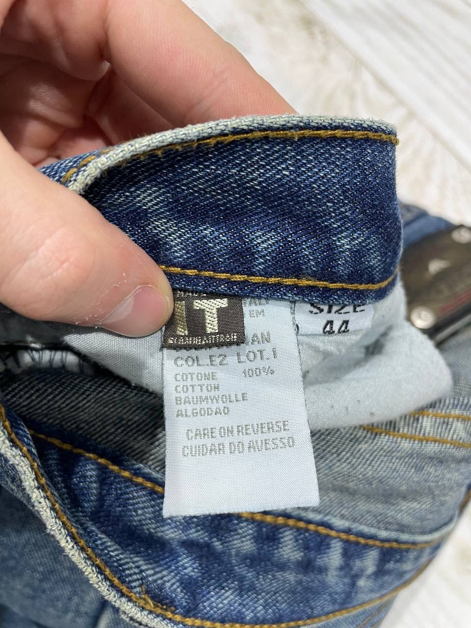 Emporio Armani × Vintage Vintage Emporio Armani Denim Jeans Buggy Size 44 Logo Size US 44 / EU 60 - 11 Thumbnail