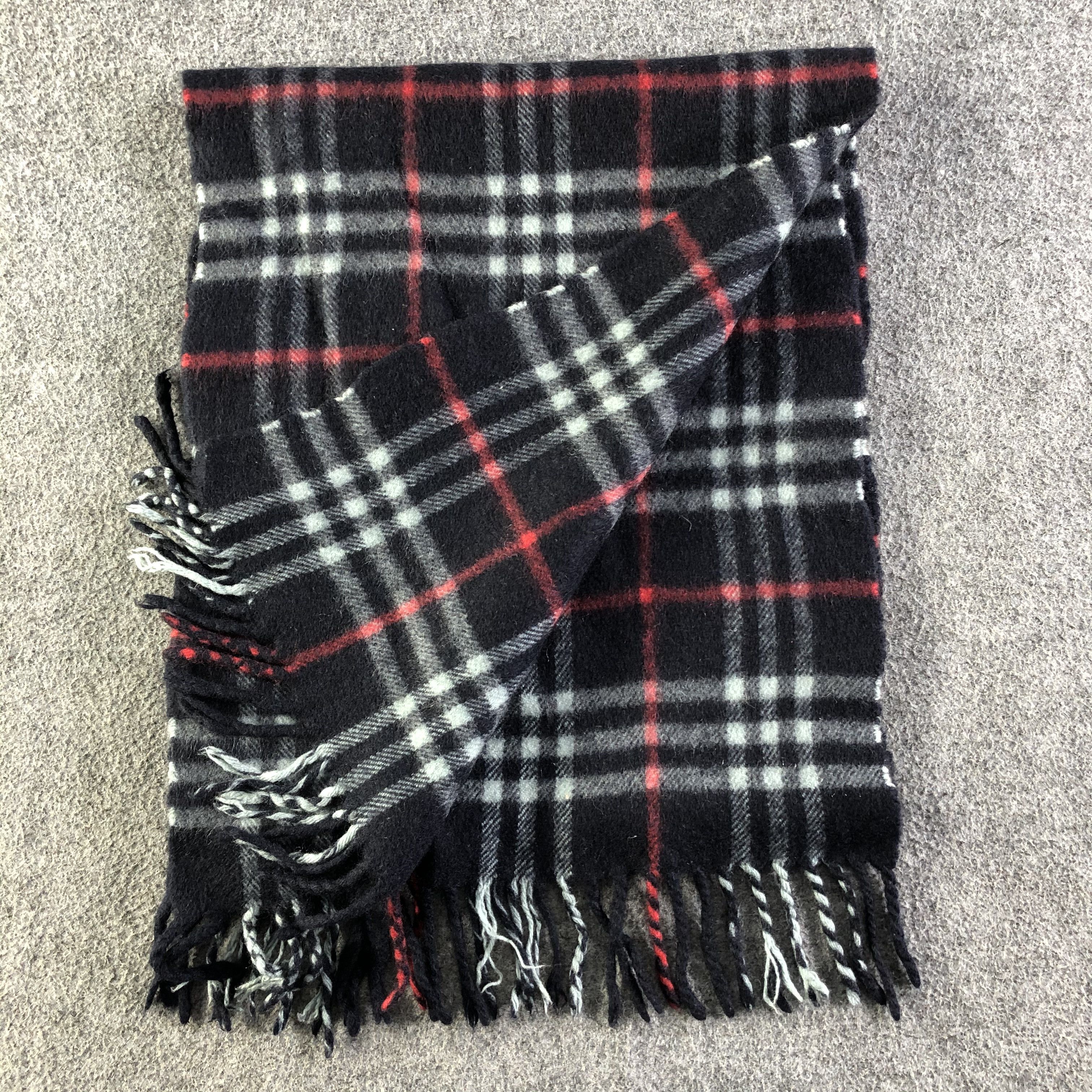 Burberry Burberry Scarf / Muffler / Neckwear P332 Size ONE SIZE - 6 Thumbnail
