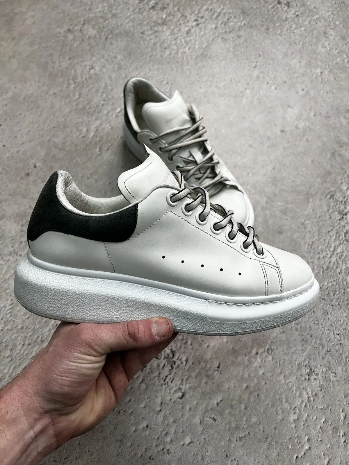 Alexander McQueen Alexander McQueen Vintage White Luxury Boots Size US 6 / IT 36 - 13 Thumbnail