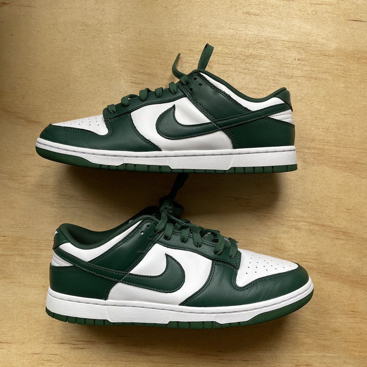 Nike Nike Dunk Low 'Michigan State' Size US 11 / EU 44 - 2 Thumbnail