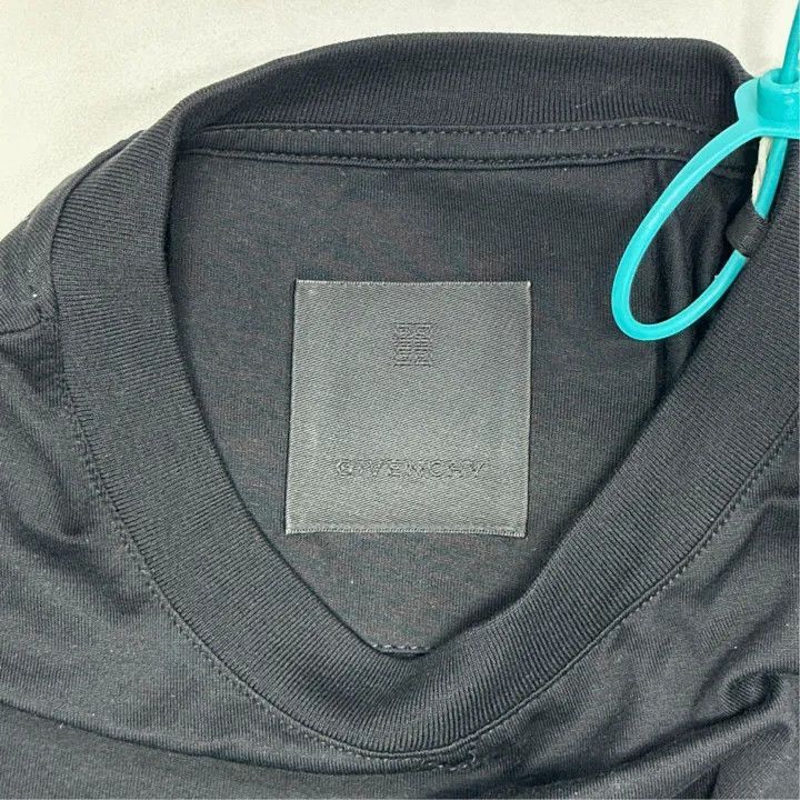 Givenchy Givenchy Givenchy SS21 Reversible Logo Black TShirt -2507 Size US S / EU 44-46 / 1 - 4 Thumbnail