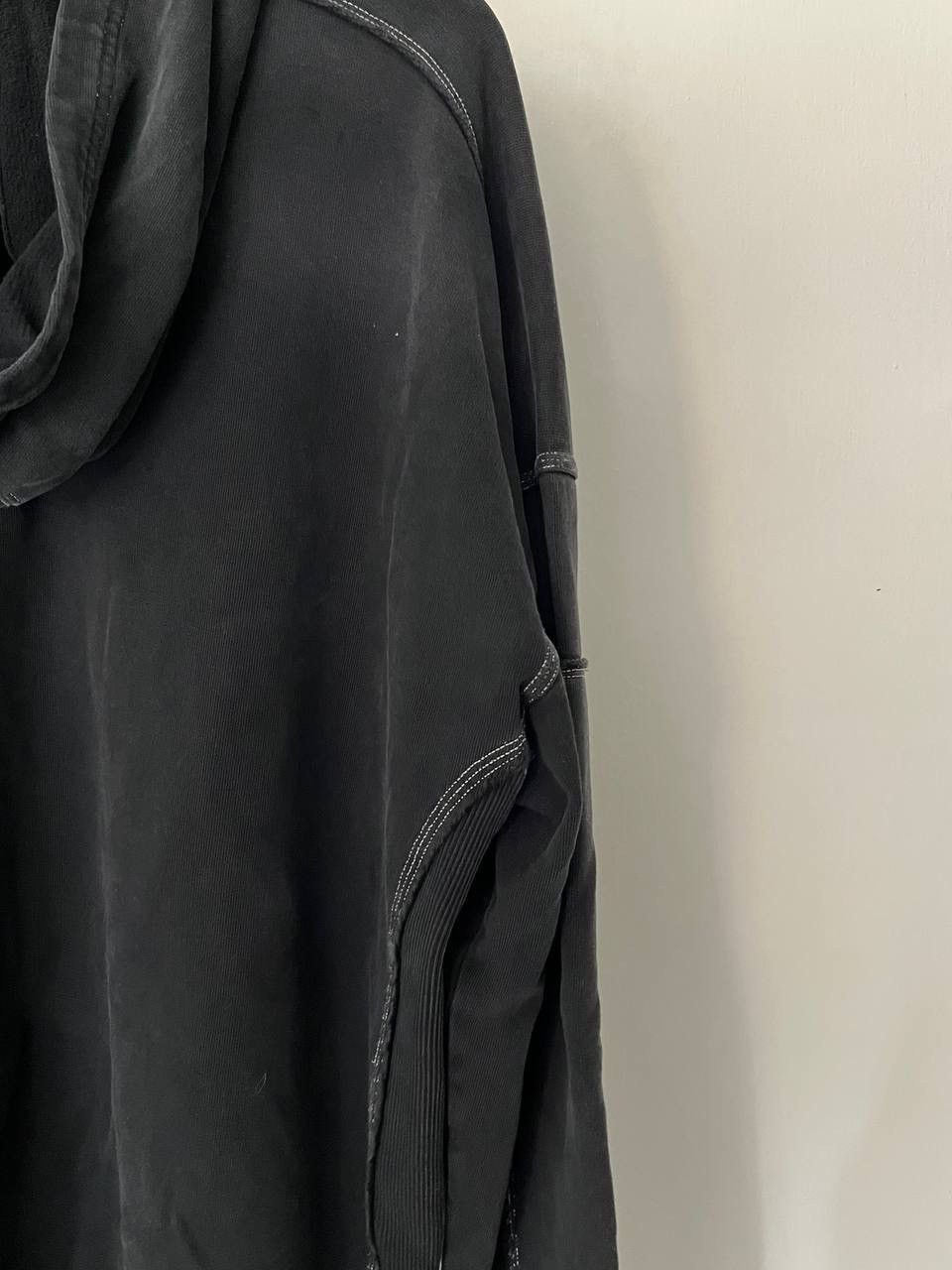 Givenchy Givenchy Distressed Cotton Jersey Hoodie Size US XL / EU 56 / 4 - 3 Thumbnail