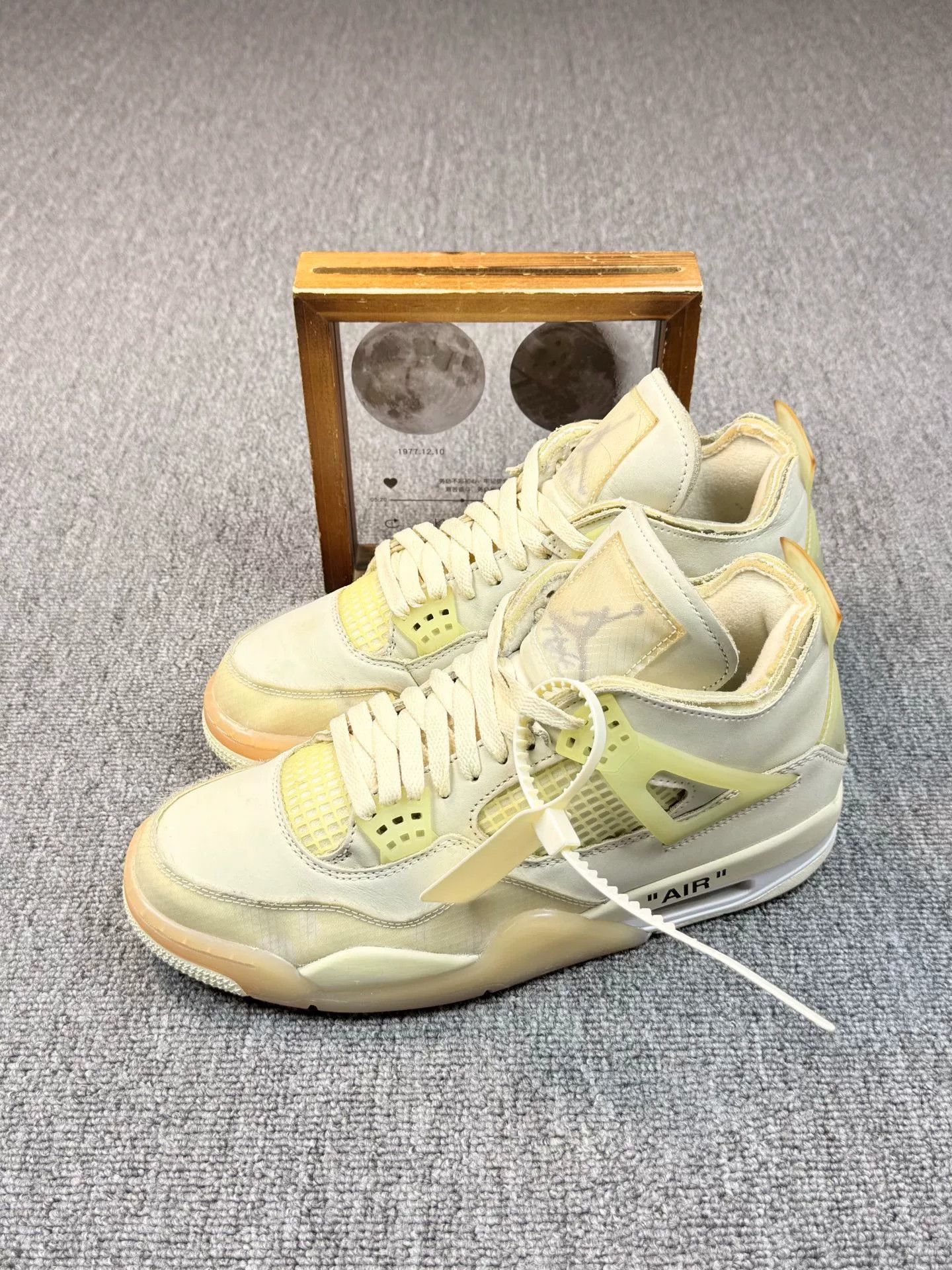 Nike Nike AJ4 White Lowtop Sneakers 9 Men Size US 9 / EU 42 - 1 Thumbnail