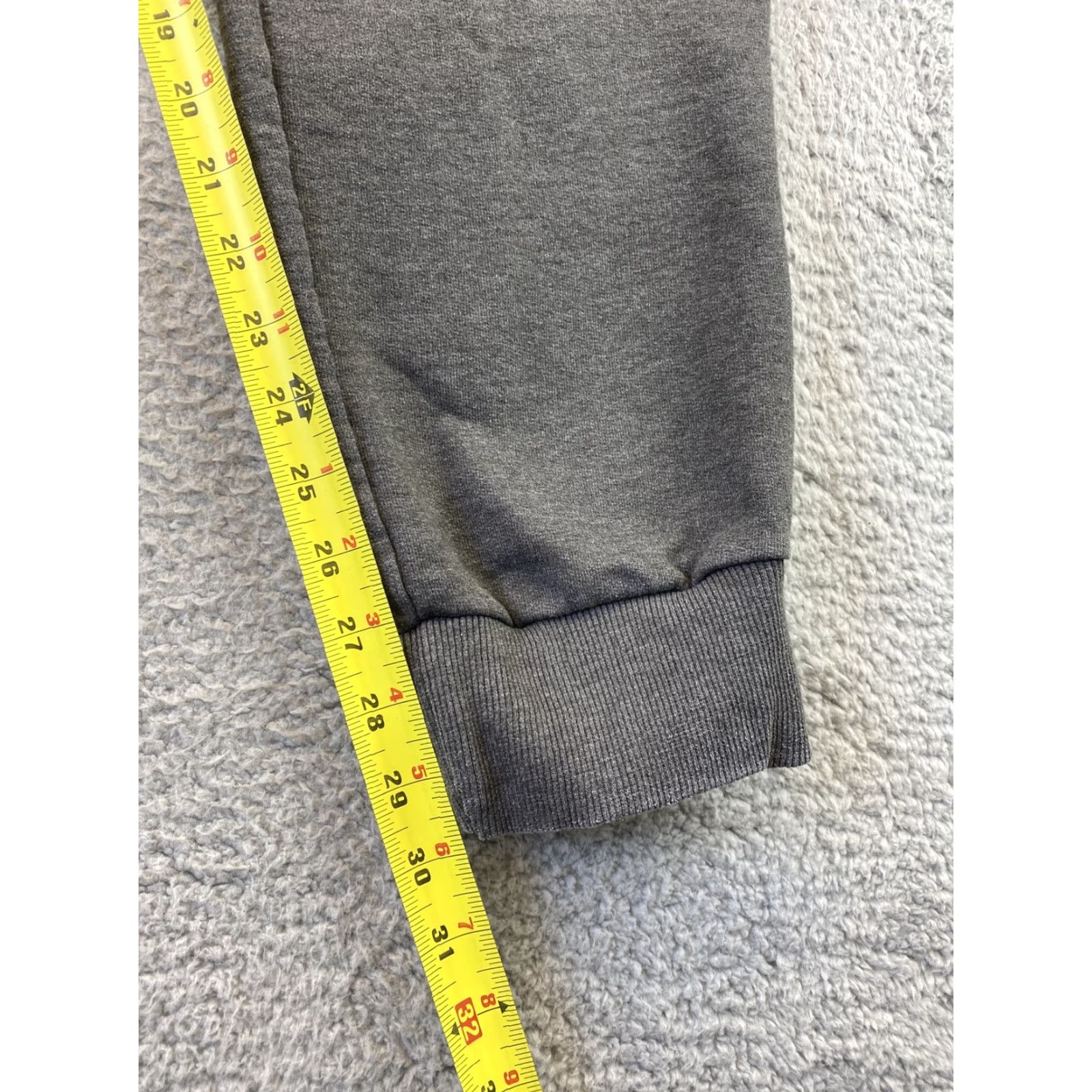 Champion Champion Men's Sweatpants XL Gray Athletic Joggers Outdoor Tapered Fit Activewear 34x30 Size US 34 / EU 50 - 7 Thumbnail