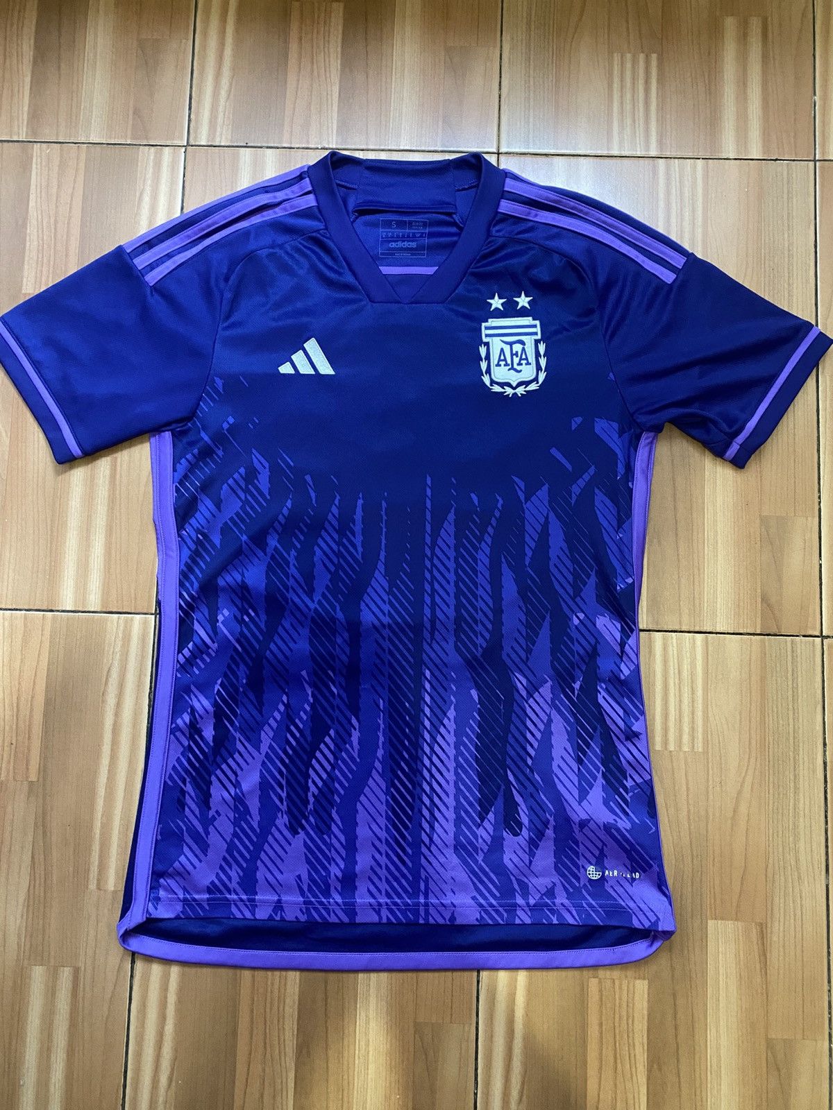 Adidas Adidas Argentina 2022 World Cup #10 Messi Away Shirt Jersey Size US S / EU 44-46 / 1 - 3 Thumbnail