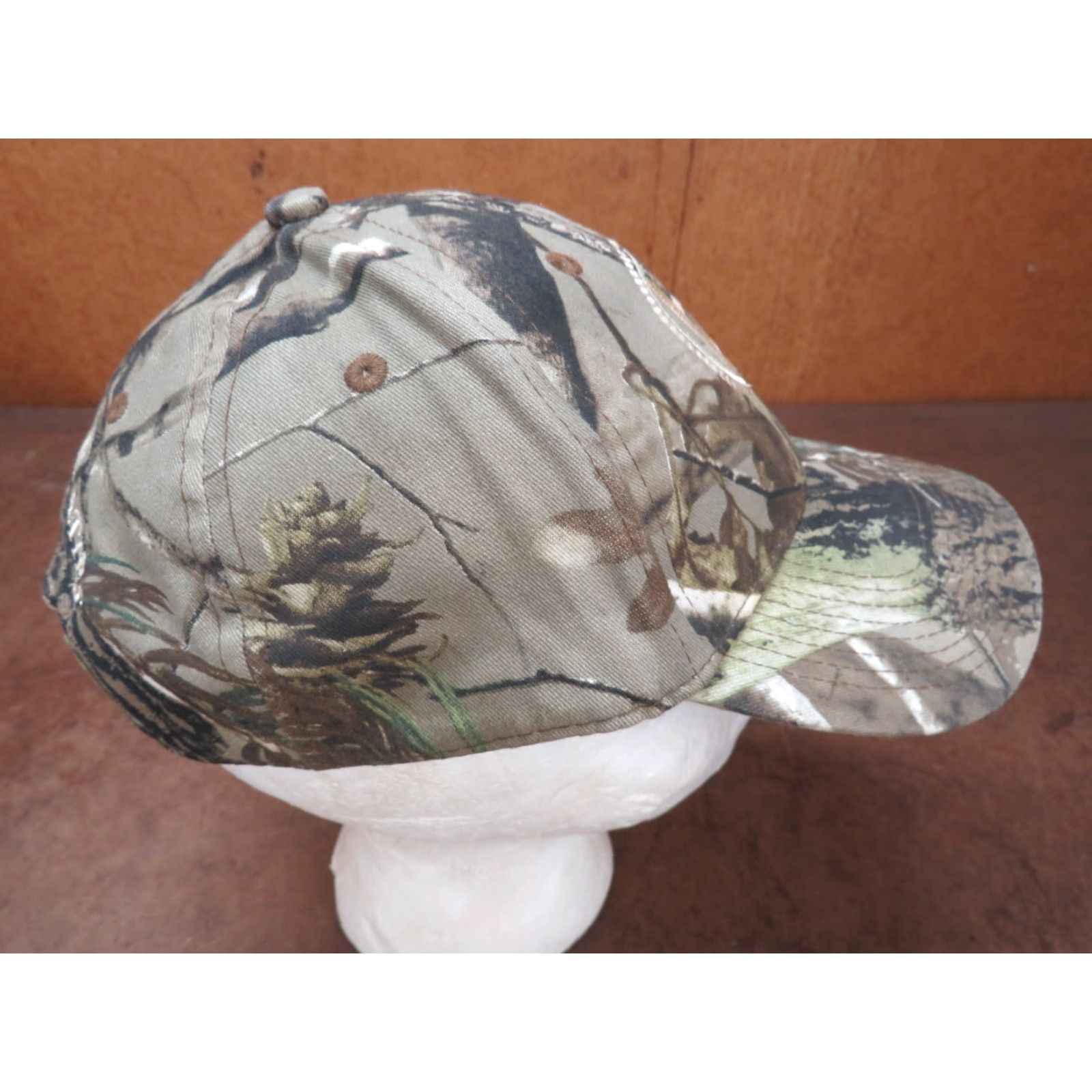 Hunter VTG HaT Camo Hunting trucker cap hat Adjustable Multi-Color 1980s HaT advertising Trucker Hat Mens Womens Boys Girls Size ONE SIZE - 4 Thumbnail