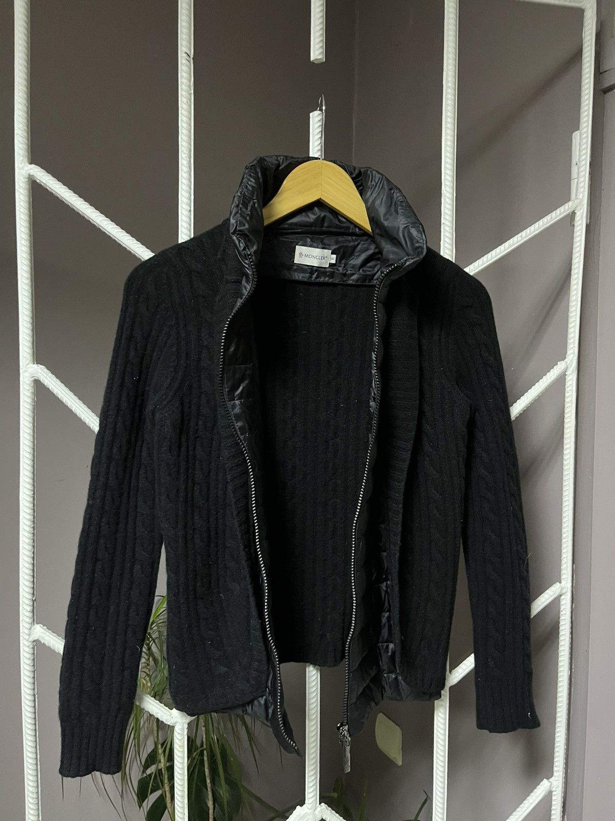 Moncler Moncler Wool & Cashmere Puffer Sweater Size S / US 4 / IT 40 - 5 Thumbnail