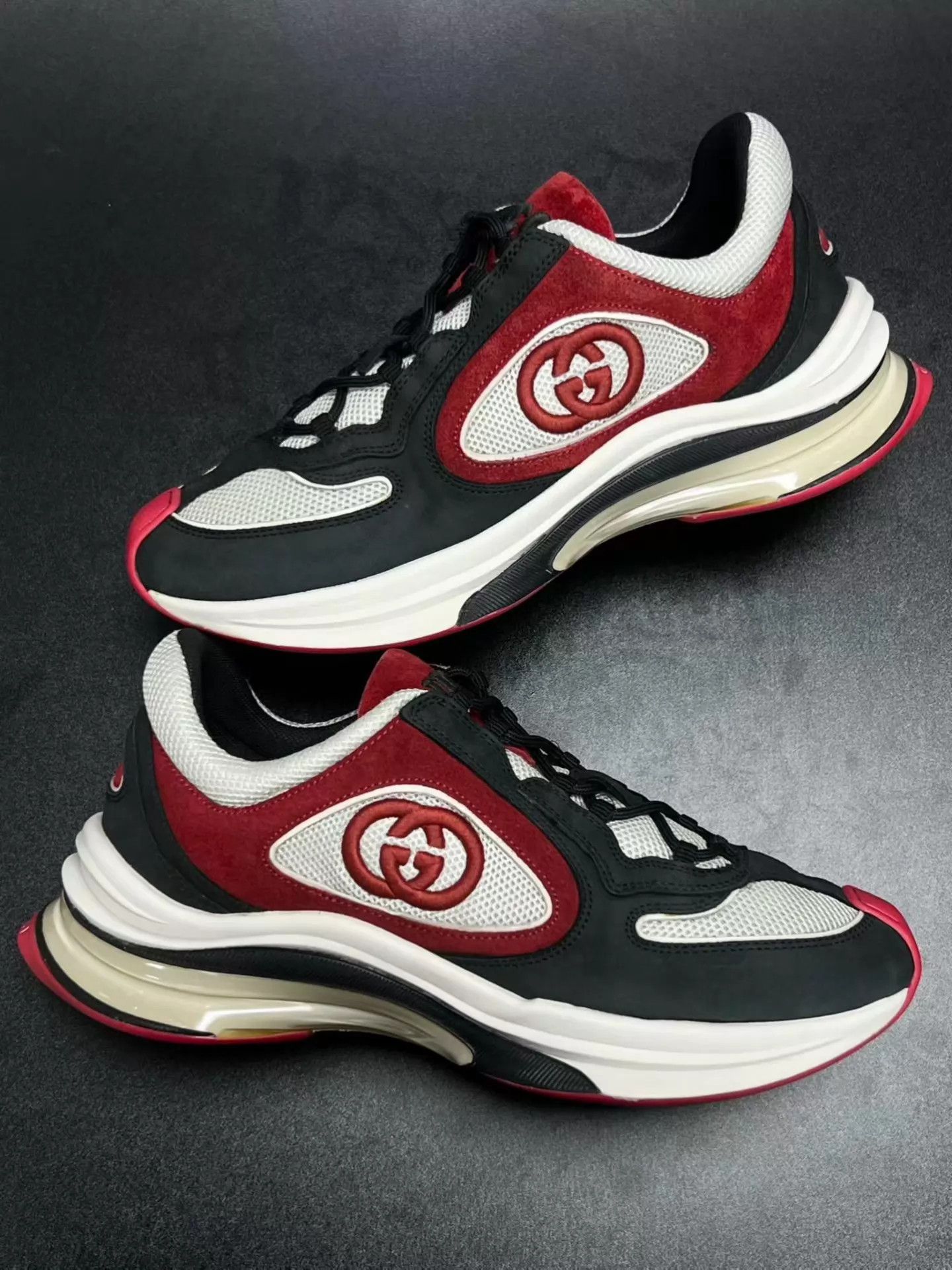 Gucci GUCCI Run Sneaker Black Red 40.5 - Worn 2-3 Times, Near Mint Size US 7.5 / EU 40-41 - 5 Thumbnail
