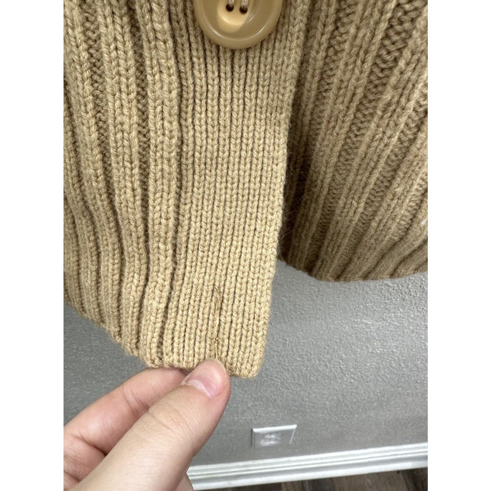 Vintage PRIA Cardigan Women Shirt Adult Small Brown Wool Blend Long Sleeve Full Button Up Sweater Vintage No Size S / US 4 / IT 40 - 5 Thumbnail