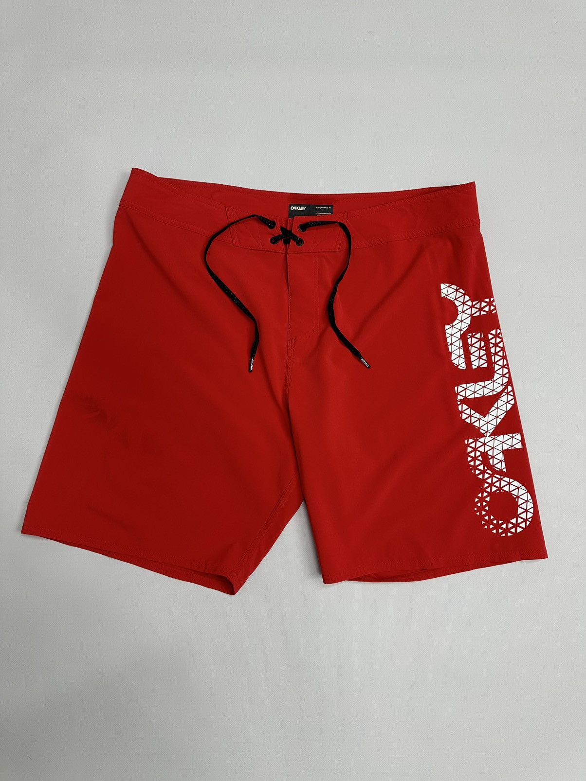 Oakley Vintage Shorts Oakley Y2k USA RED Streetwear Cargo japanese Size US 38 / EU 54 - 1 Thumbnail
