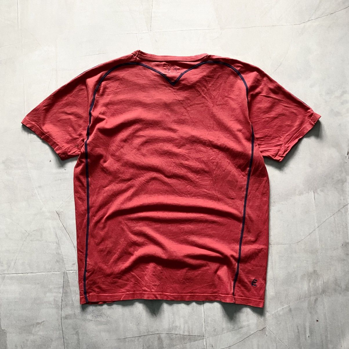 Evisu × Vintage Evisu Distressed Faded Big Logo Vintage Rare T-shirt Tre Size US XL / EU 56 / 4 - 8 Thumbnail