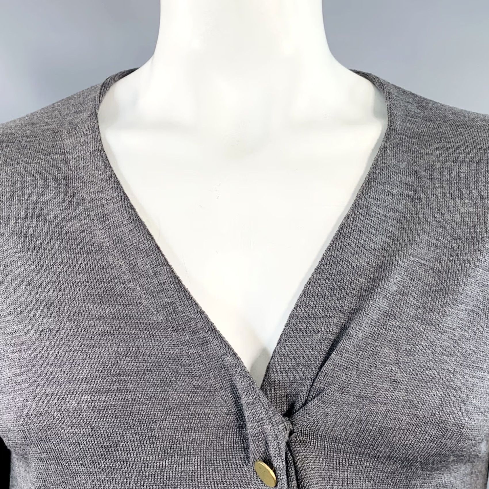 Miu Miu MIU MIU Cardigan Size L Grey Wool Button Down Two Pockets Size US L / EU 52-54 / 3 - 2 Thumbnail