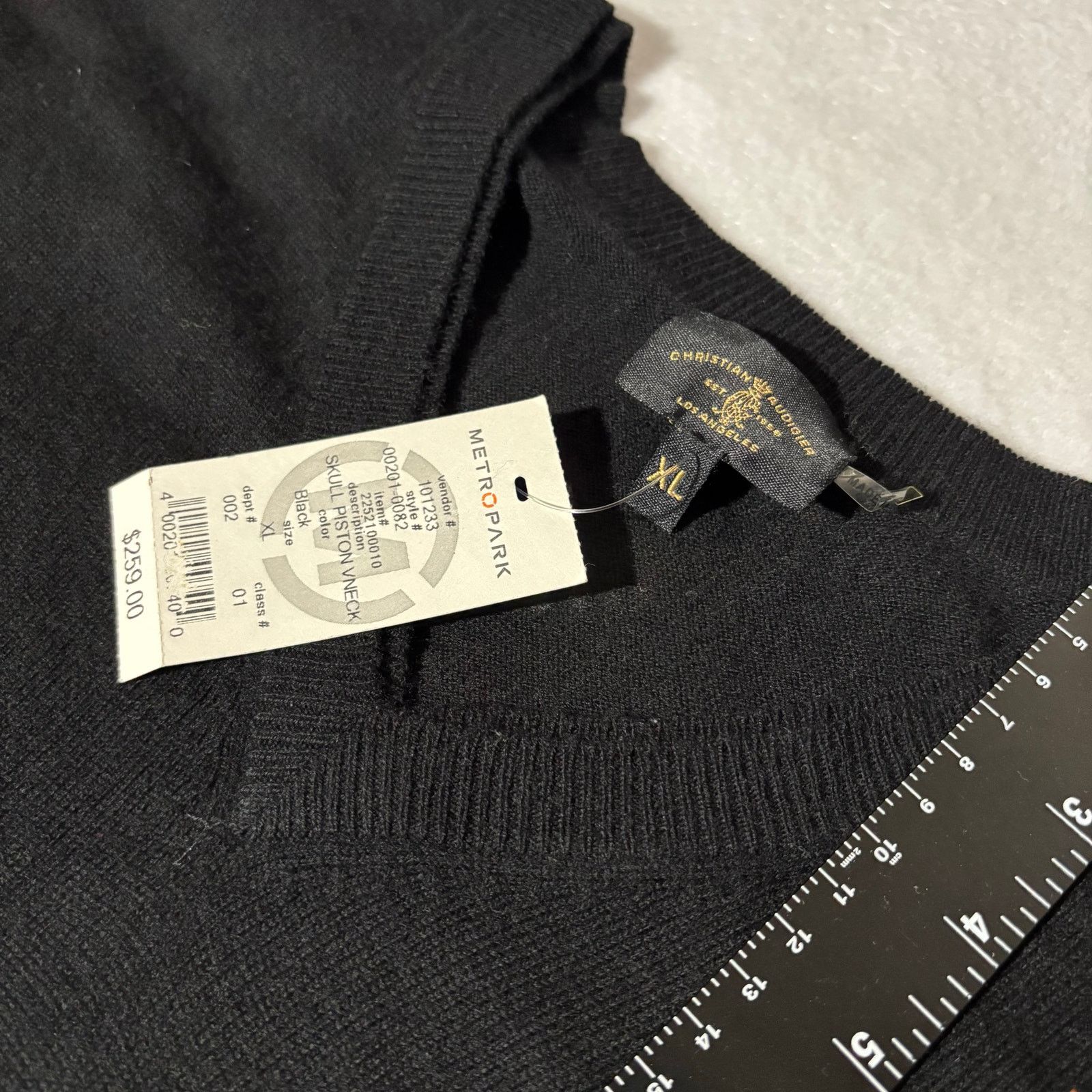 Christian Audigier Christian Audigier Skull Piston V Neck Black Y2K NWT Size US XL / EU 56 / 4 - 3 Thumbnail