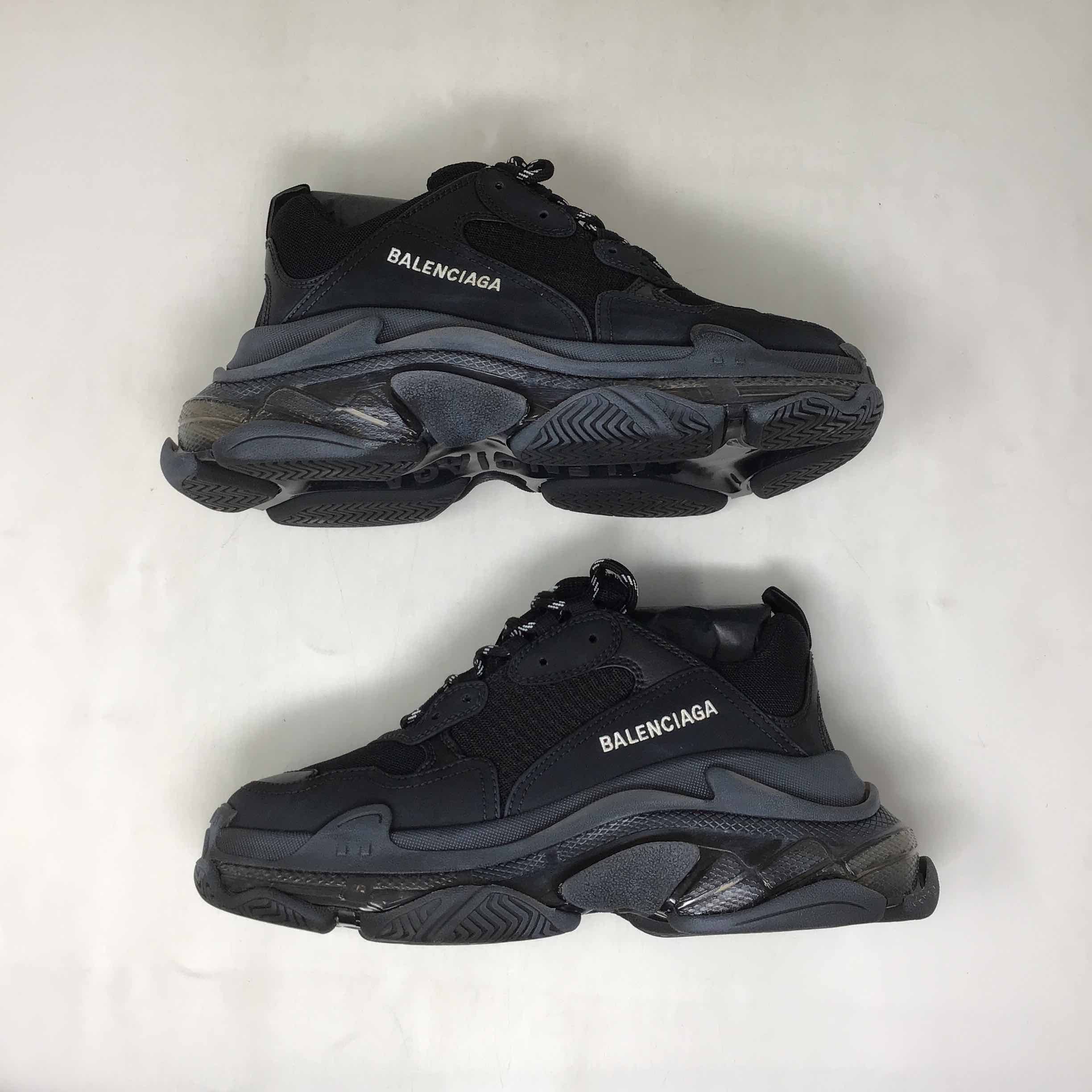 Balenciaga triple s black replica best sale