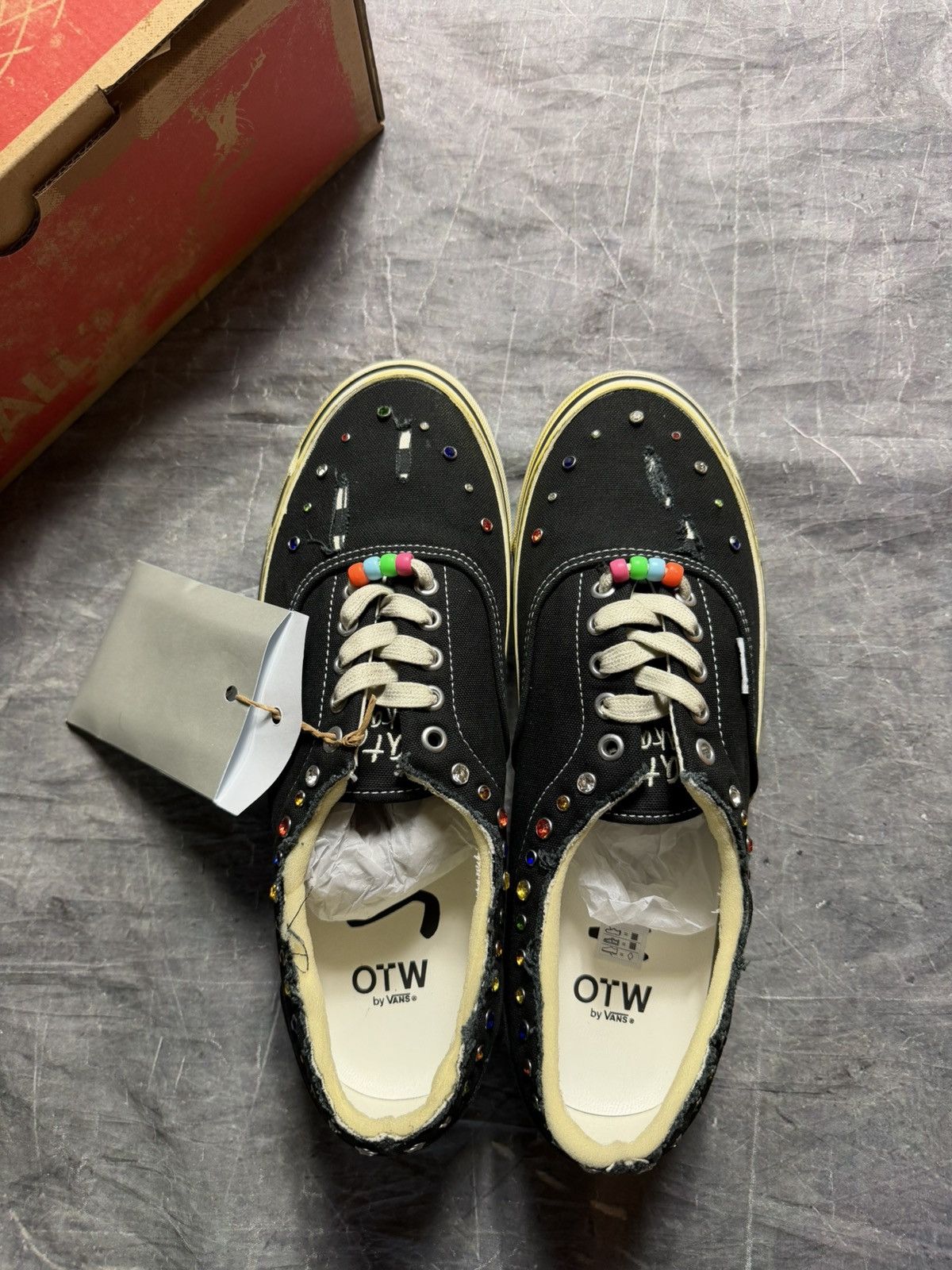 Satoshi Nakamoto × Vans OTW by Vans x Satoshi Nakamoto Era 95 Gems Size US 11 / EU 44 - 4 Thumbnail