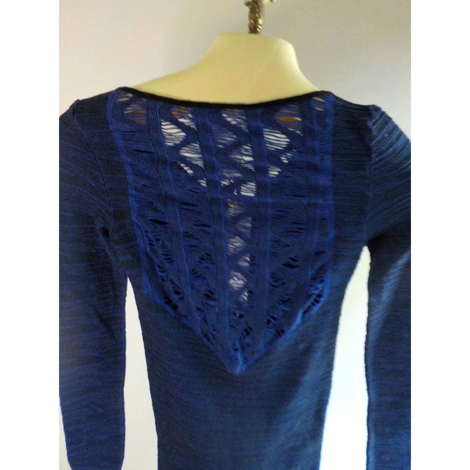 Bcbgmaxazria VINTAGE BCBGMAXAZRIA BCBG Generation LS Knit Mini Dress w Lace Back Blue XS/S Women Dress XS/S NWT Lace Back Blue Womens Size XS / US 0-2 / IT 36-38 - 5 Thumbnail