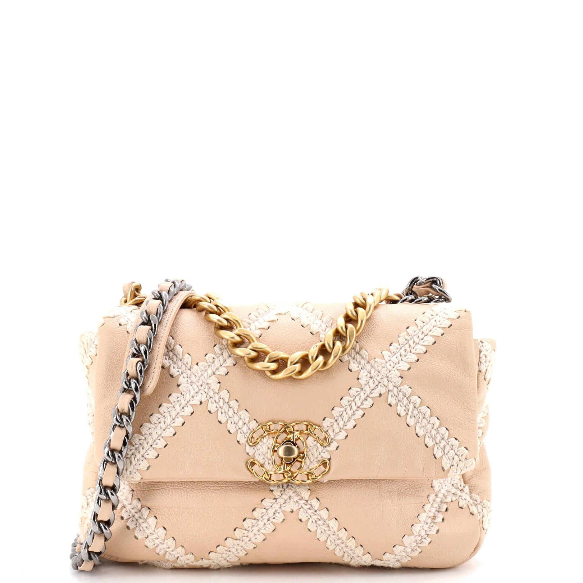 Chanel 19 Flap Bag Size ONE SIZE - 1 Thumbnail
