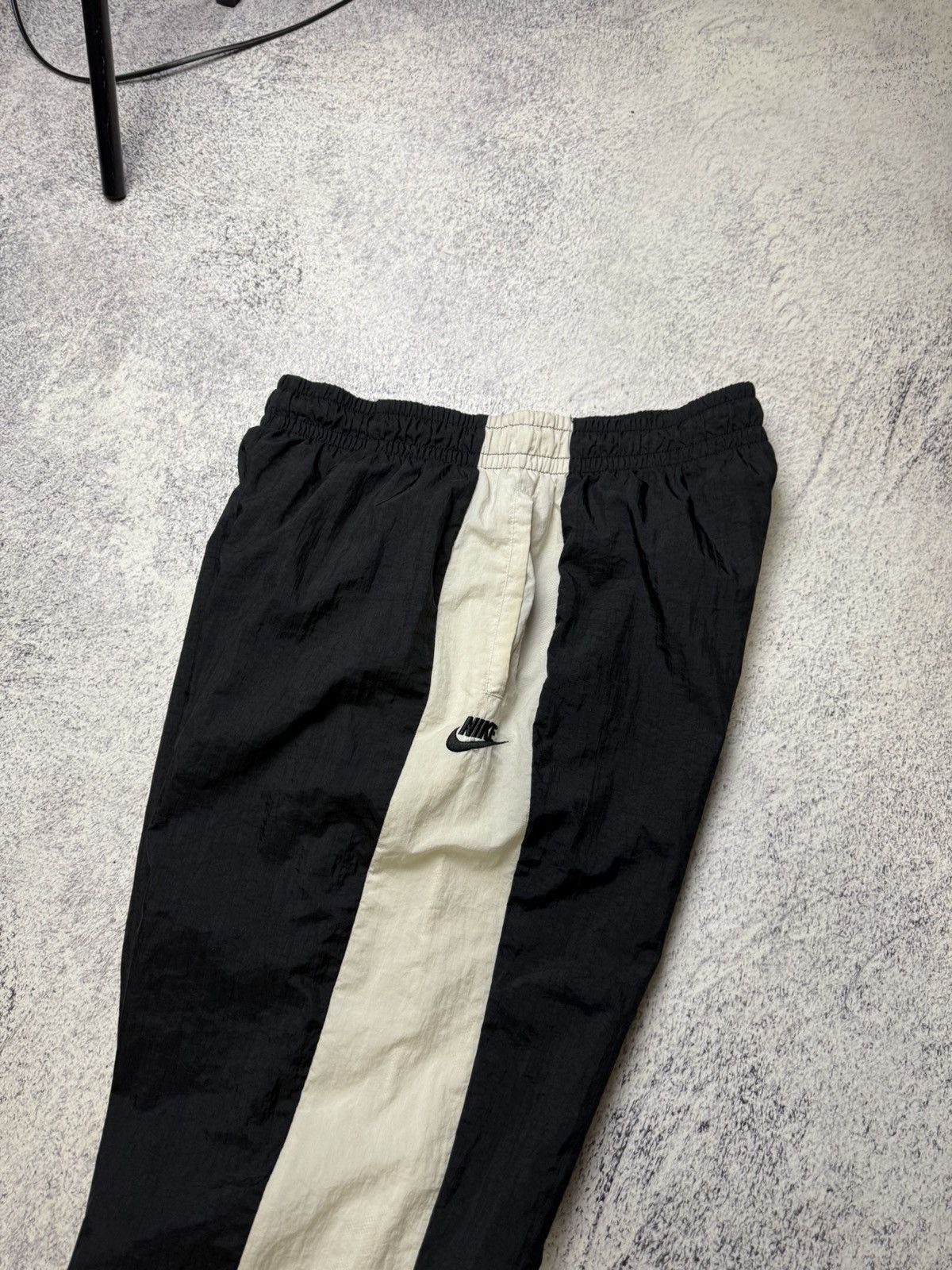 Nike Vintage Nike Nylon Drill Pants Y2K Black Size US 34 / EU 50 - 18 Thumbnail