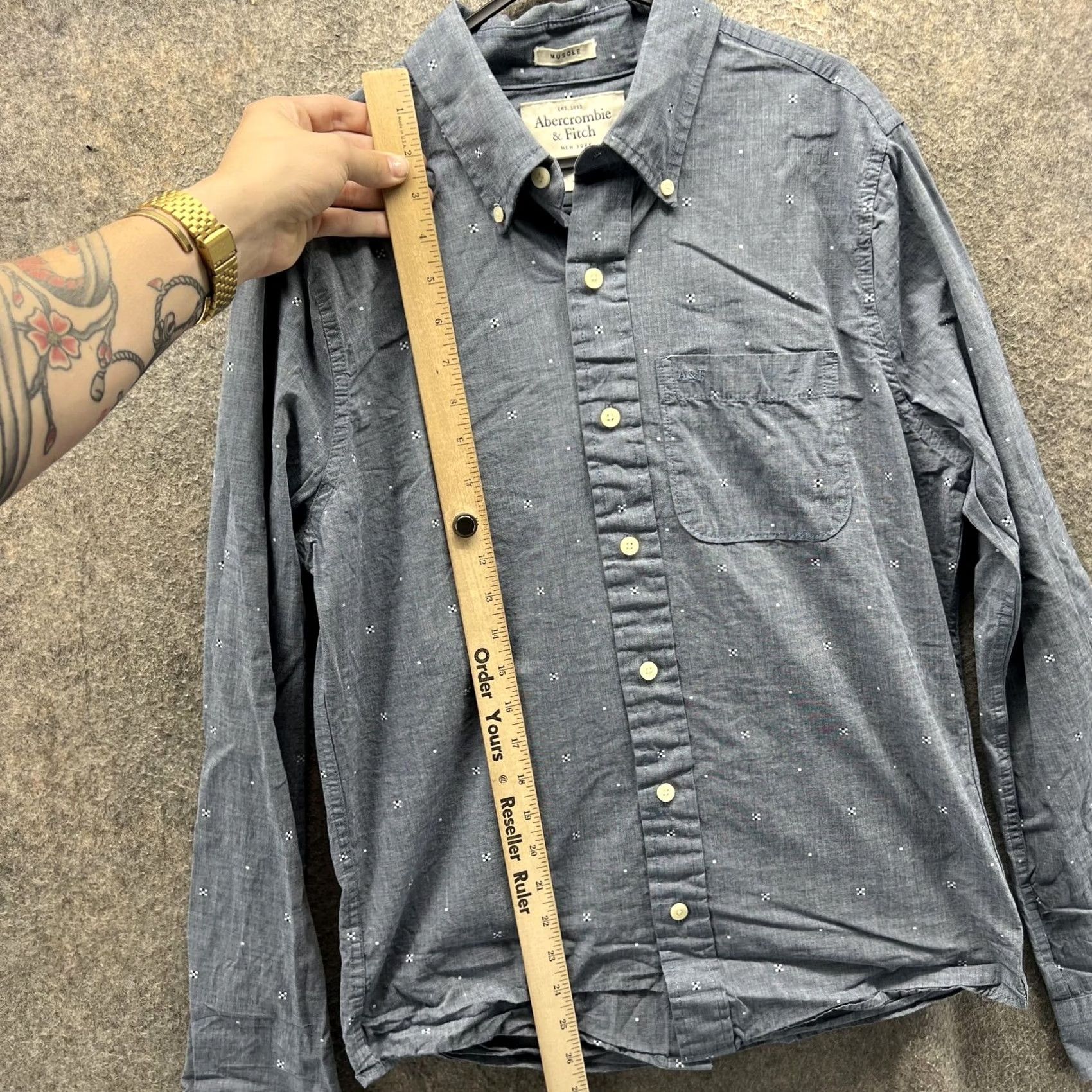 Abercrombie & Fitch Abercrombie & Fitch Shirt Mens Small Gray Muscle Fit Long Sleeve Button Down Size US S / EU 44-46 / 1 - 3 Thumbnail
