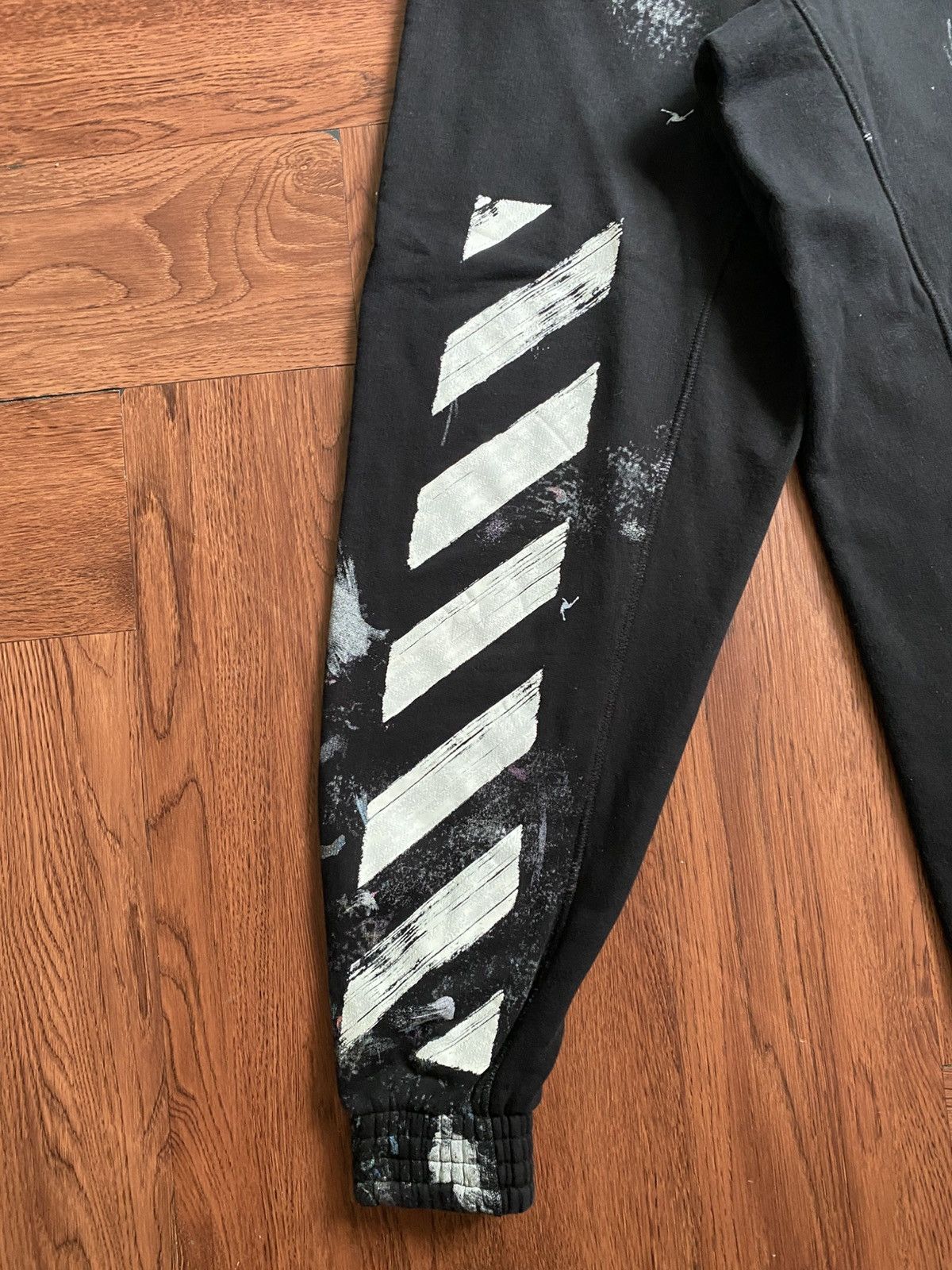Off-White Off White Diagonal Galaxy Sweatpants Size US 31 - 7 Thumbnail