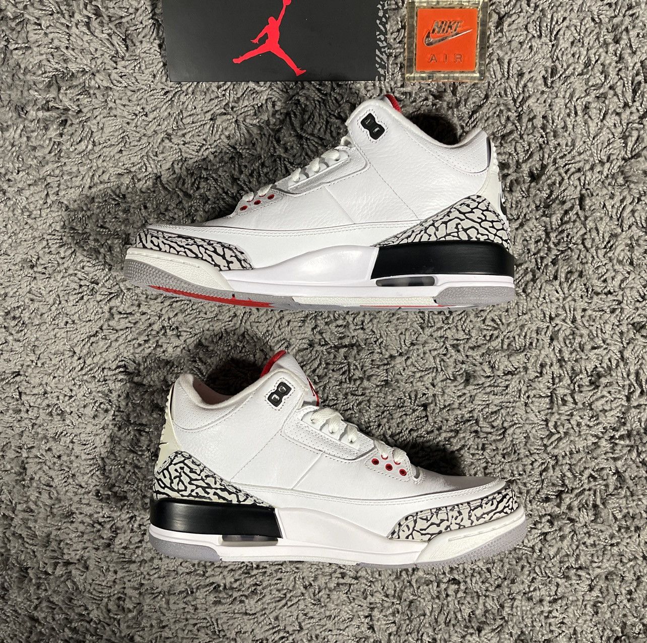 Jordan Brand 2013 Jordan 3 White Cement 88 Dunk Contest Size US 8.5 / EU 41-42 - 3 Thumbnail