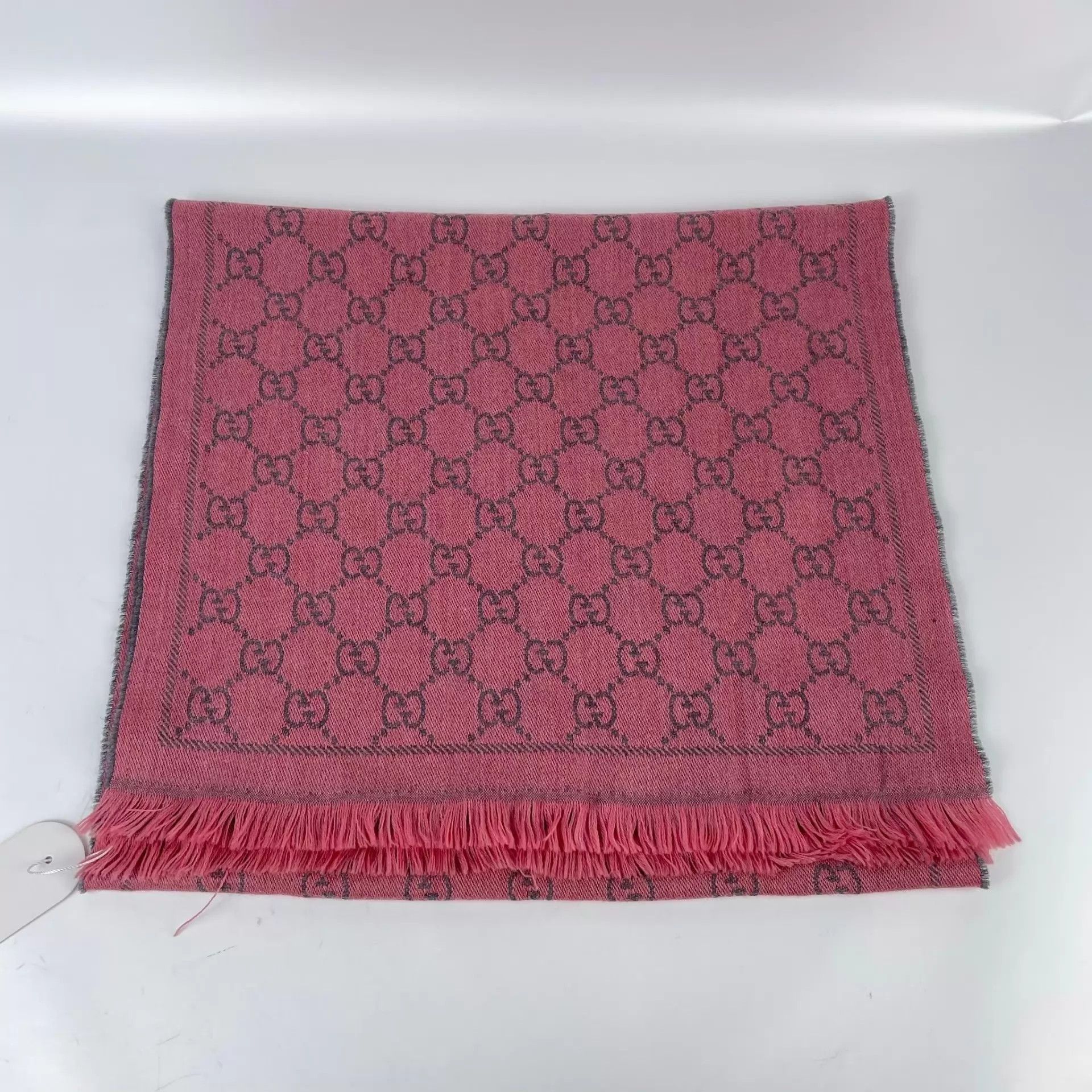 Gucci Gucci All-Over Print Wool Scarf Size ONE SIZE - 2 Thumbnail