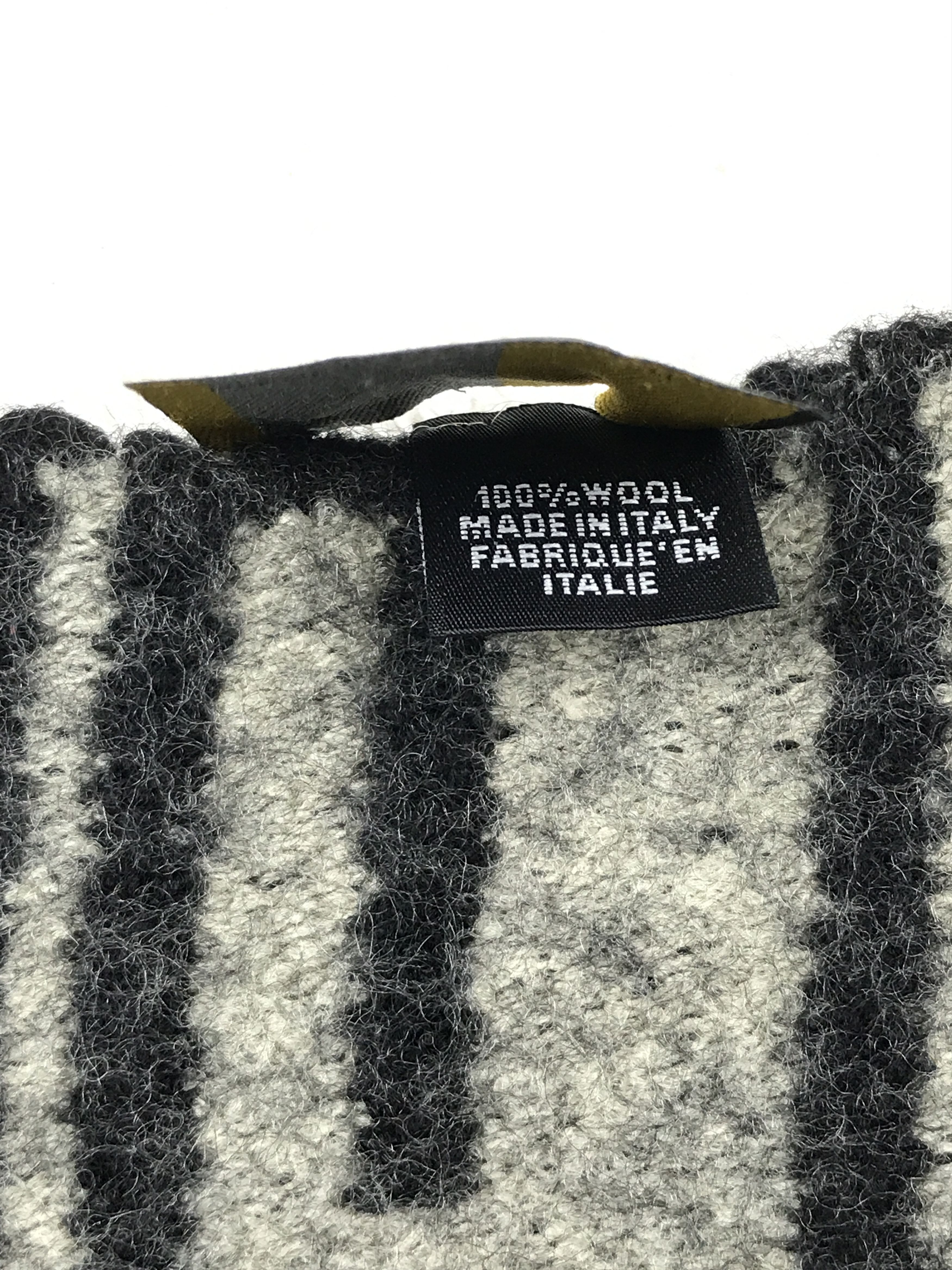 Fendi Vintage Fendi Scarf Muffler Wool Cashmere Size ONE SIZE - 7 Thumbnail