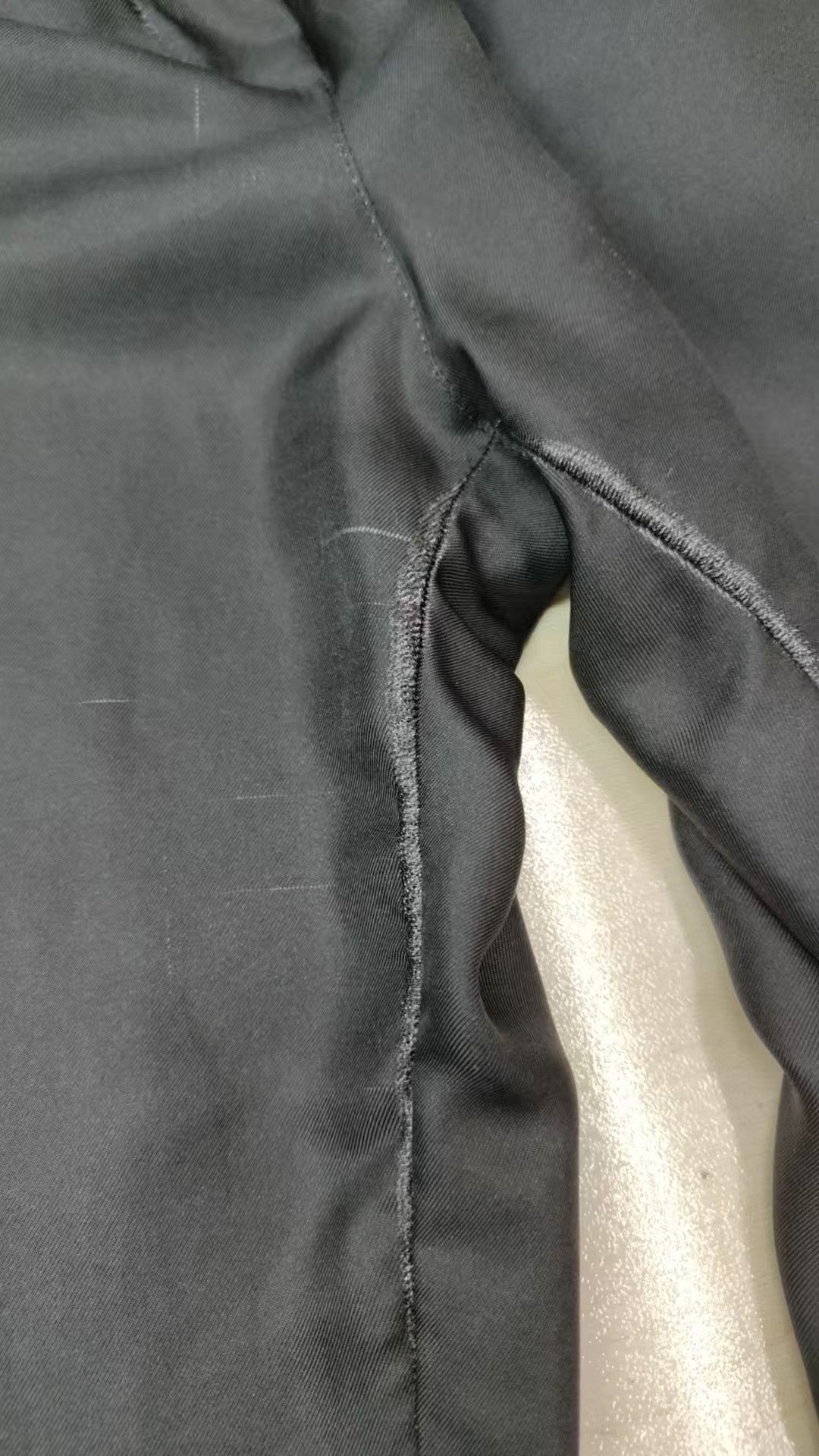 Louis Vuitton Louis Vuitton lv joggers Size 28" / US 6 / IT 42 - 7 Thumbnail