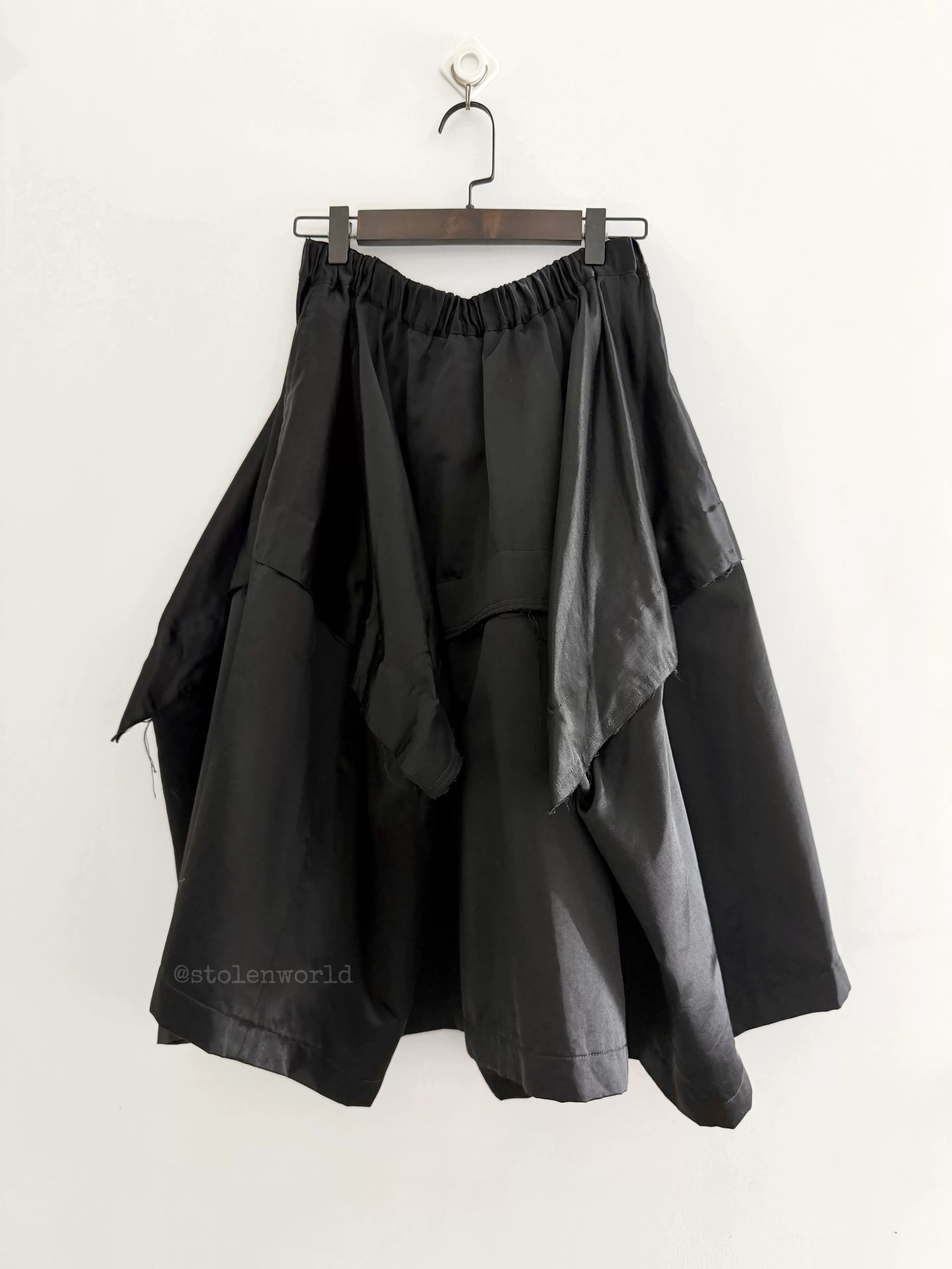 Comme des Garcons unique structured hemline black skirt Size 23" - 1 Thumbnail
