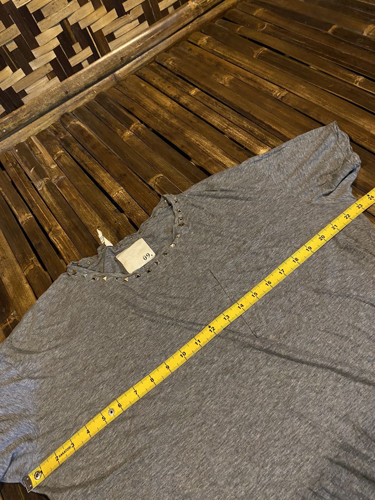 Valentino VALENTINO TSHIRT Size L / US 10 / IT 46 - 8 Thumbnail