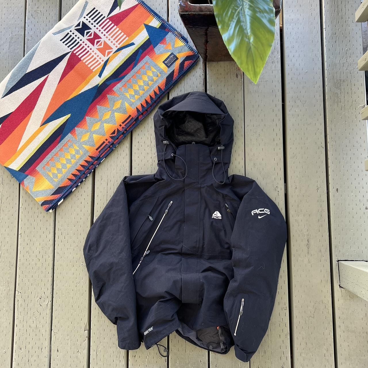 Nike ACG jacket Goretex Ventilated Reflective Ski Jacket