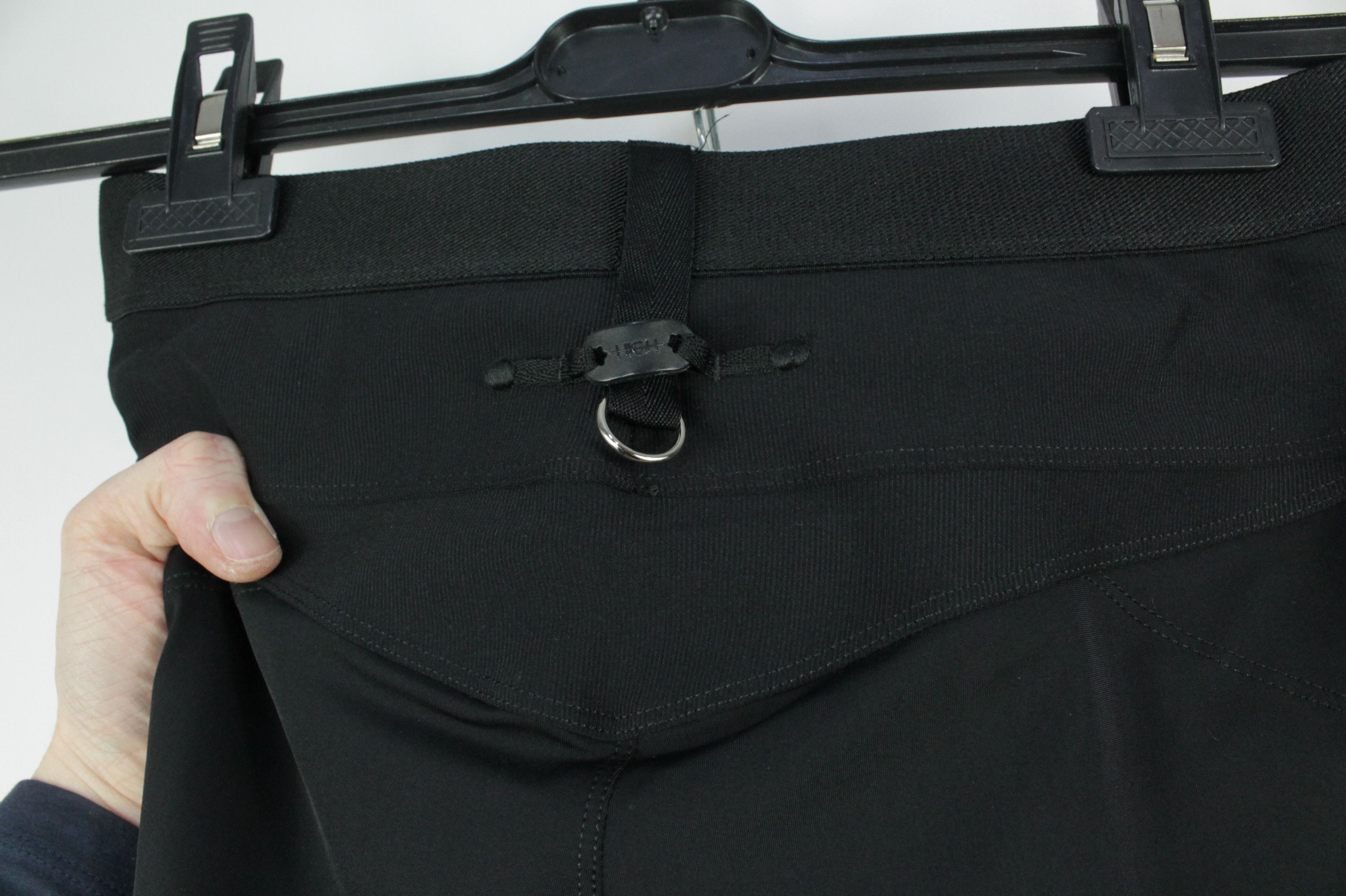 Designer HIGH Tech Everyday Couture Hi-Lay-Out Black Nylon Leggings Size 28" / US 6 / IT 42 - 7 Thumbnail